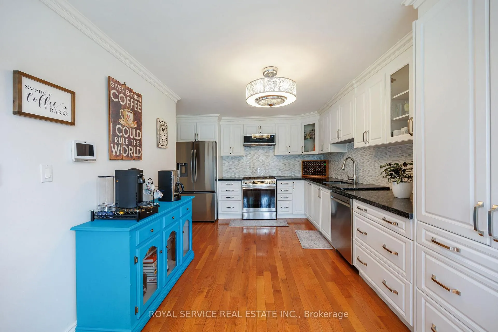Photo 9 of 41 Apple Blossom Boulevard, Clarington, Bowmanville — HOMEH