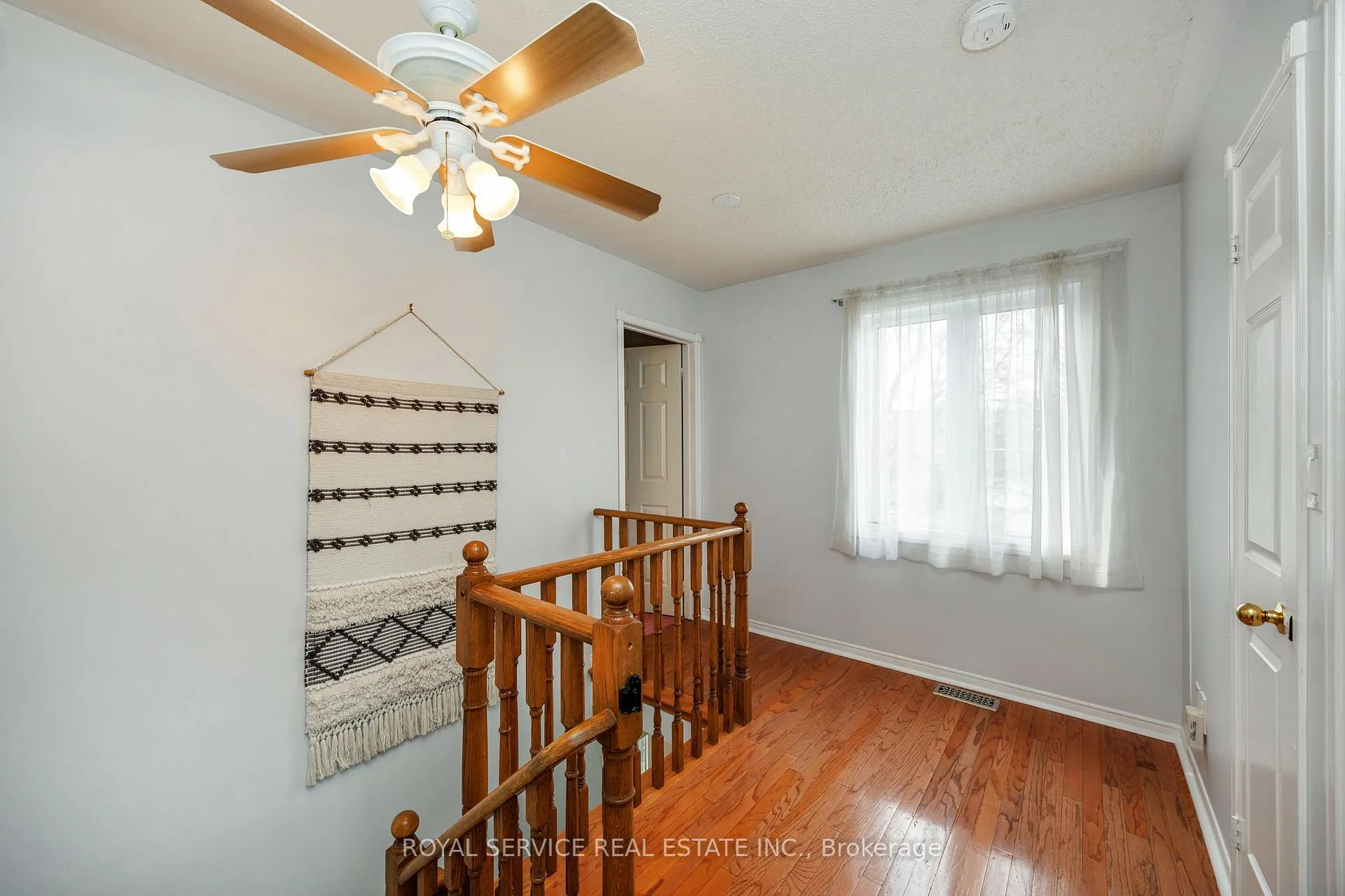 Photo 16 of 41 Apple Blossom Boulevard, Clarington, Bowmanville — HOMEH