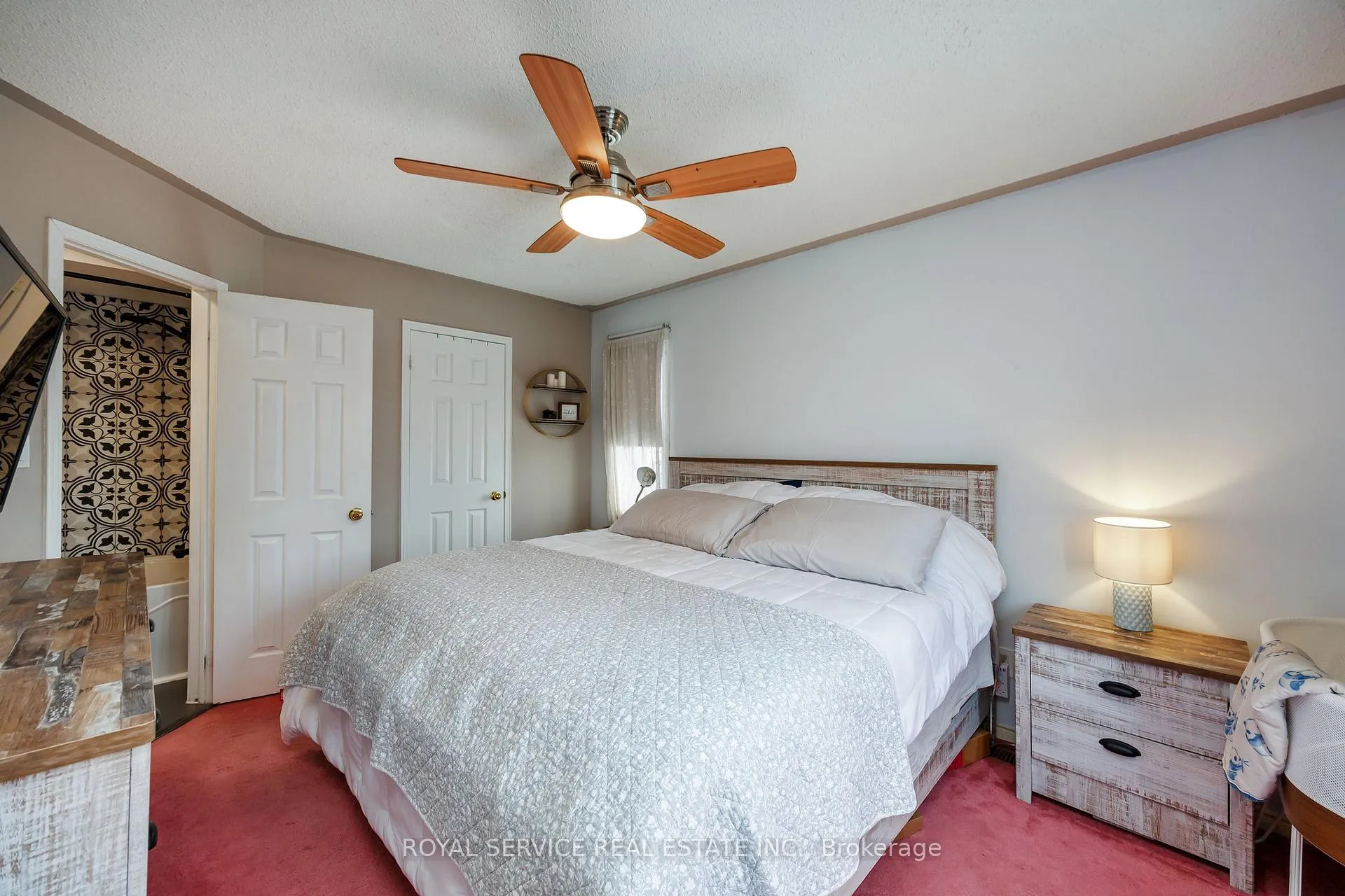Photo 22 of 41 Apple Blossom Boulevard, Clarington, Bowmanville — HOMEH