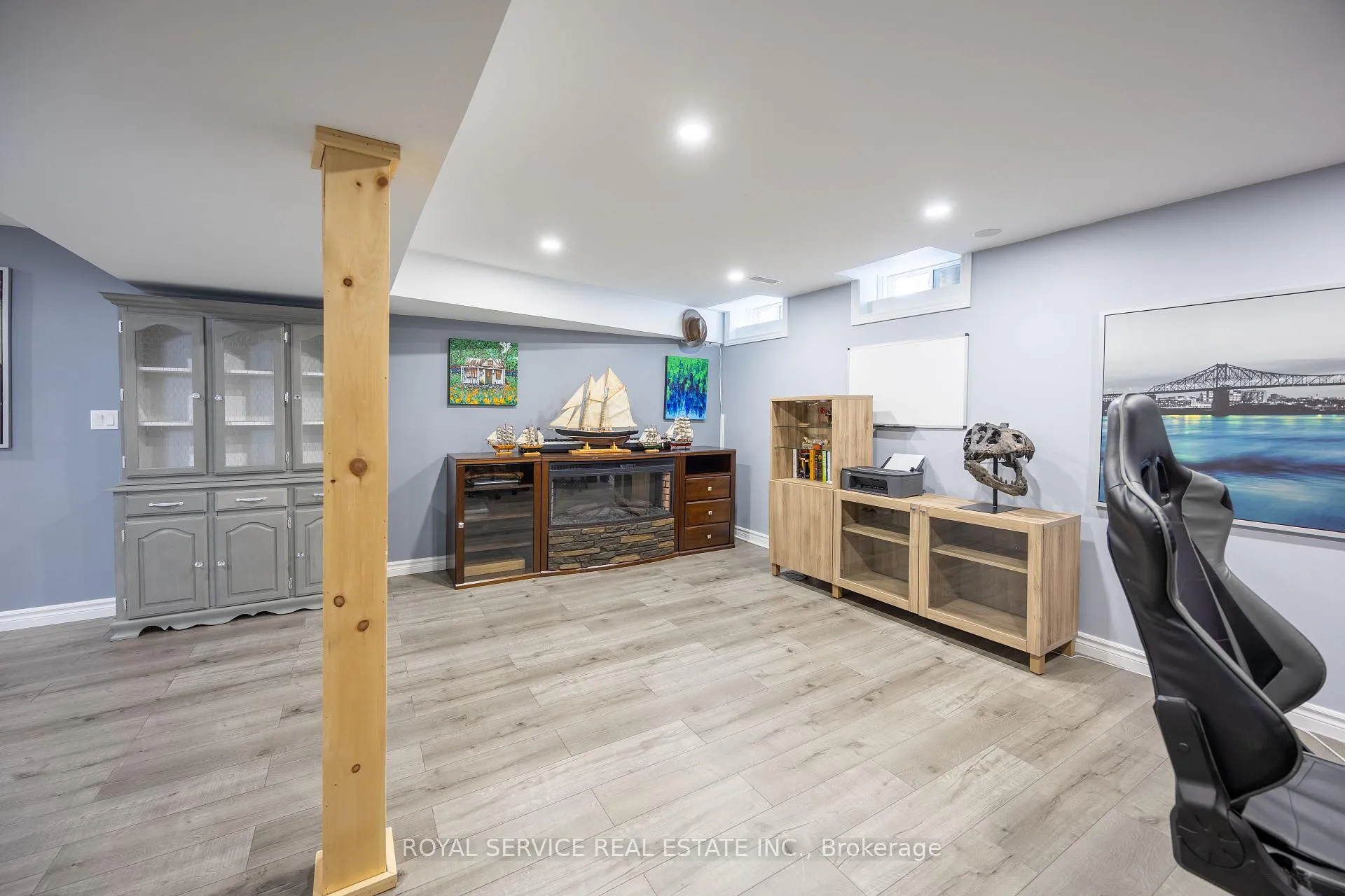 Photo 30 of 41 Apple Blossom Boulevard, Clarington, Bowmanville — HOMEH