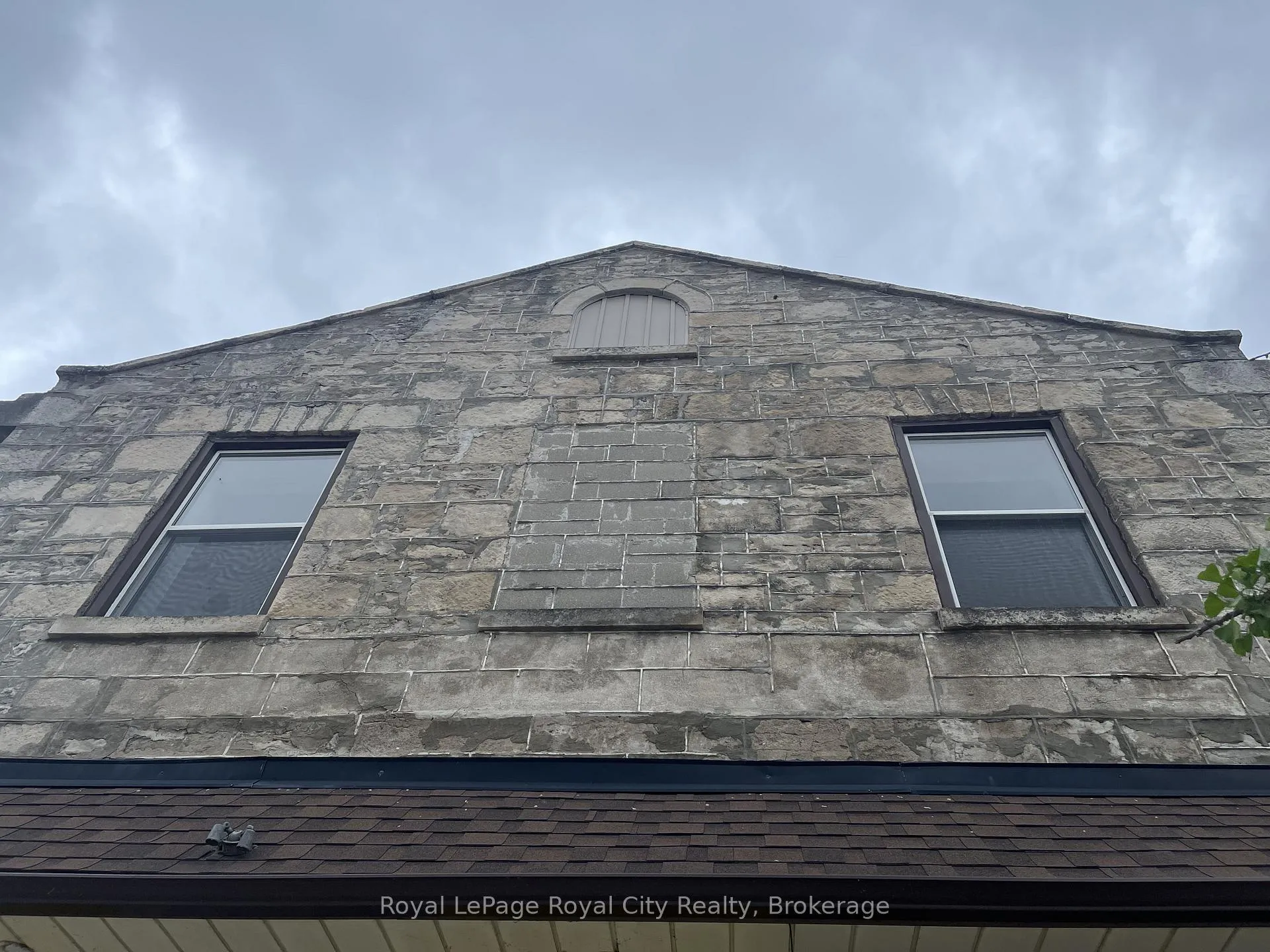 Photo 1 of Unit Unit 6, 21 Gordon Street, Guelph, Downtown — HOMEH