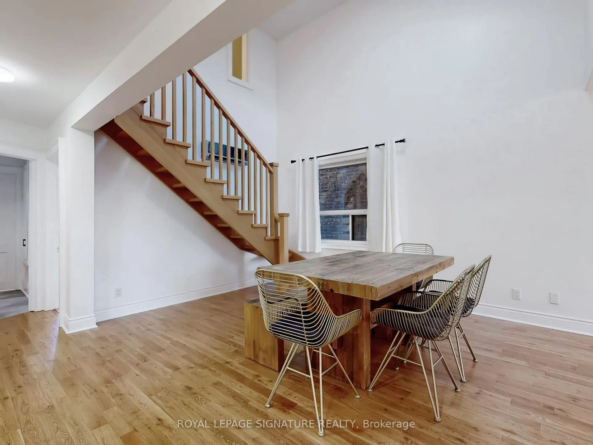Photo 8 of Unit Upper, 117 Westmount Avenue, Toronto, Corso Italia-Davenport — HOMEH