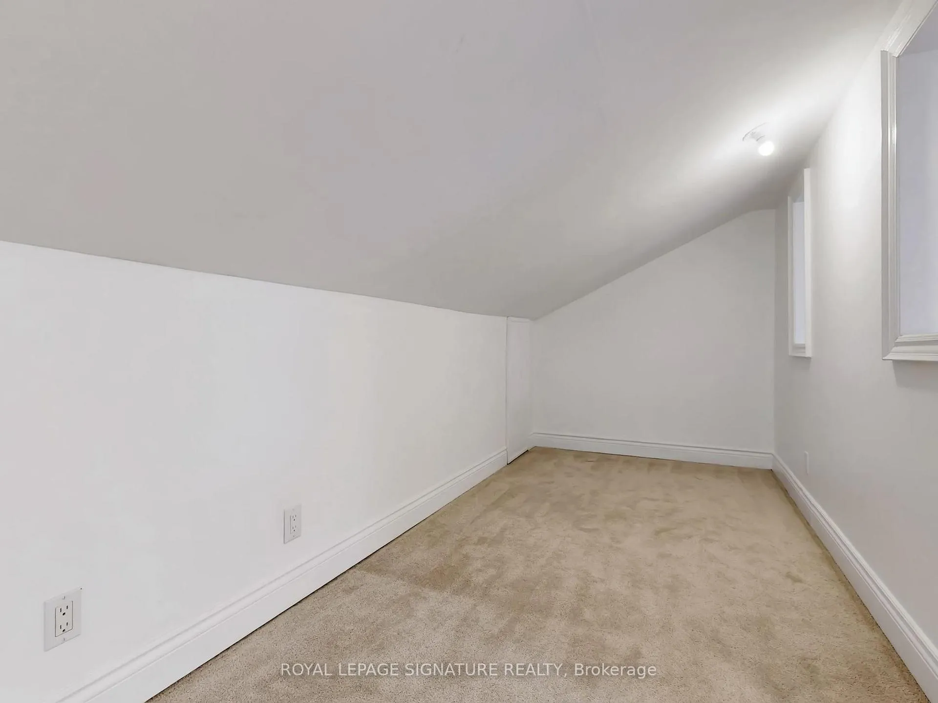 Photo 16 of Unit Upper, 117 Westmount Avenue, Toronto, Corso Italia-Davenport — HOMEH