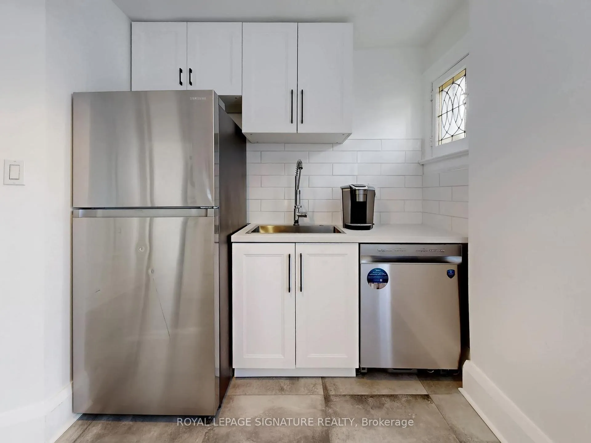 Photo 19 of Unit Upper, 117 Westmount Avenue, Toronto, Corso Italia-Davenport — HOMEH