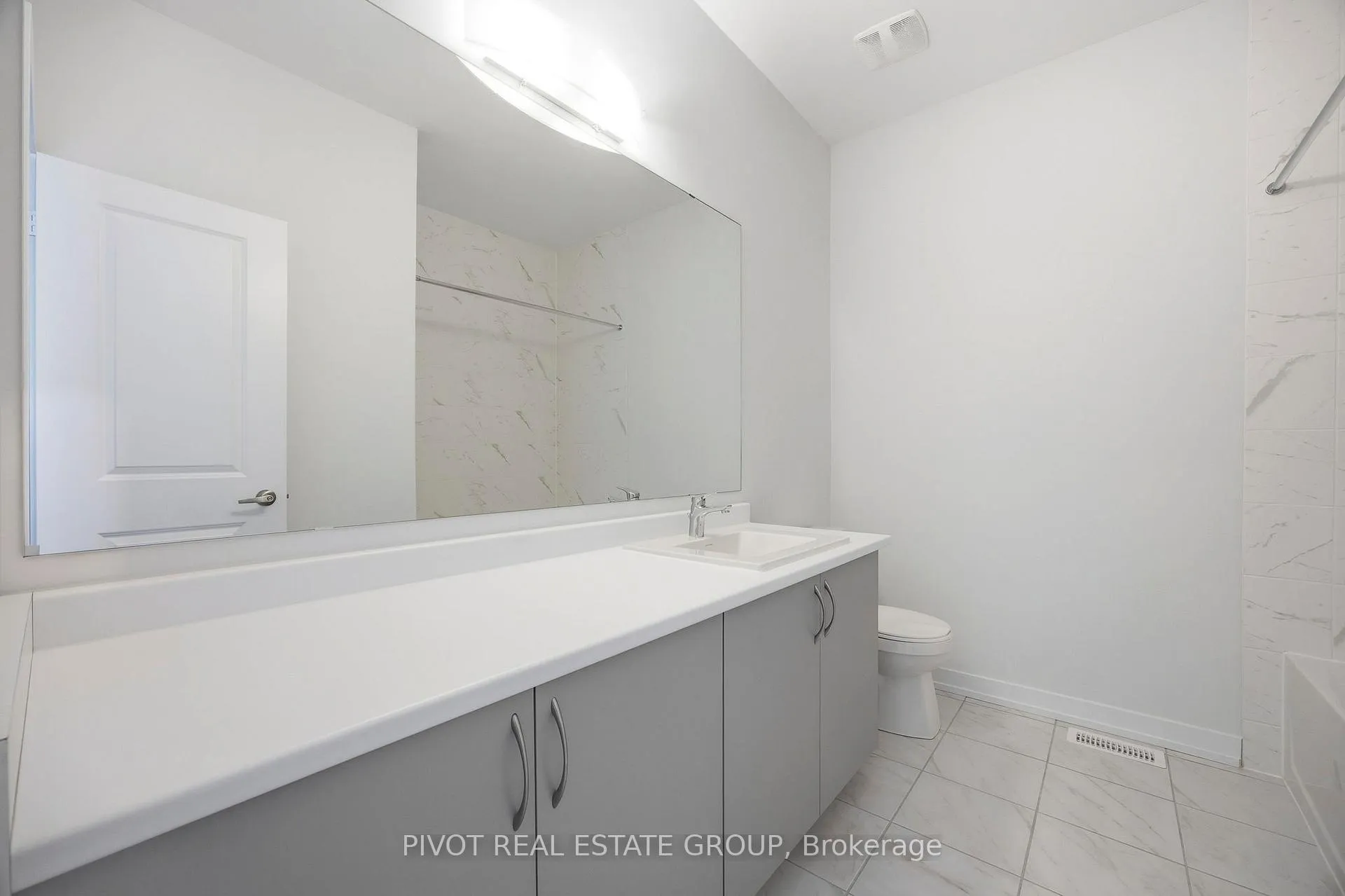 Photo 28 of 16 Observatory Way, Whitby, Brooklin — HOMEH