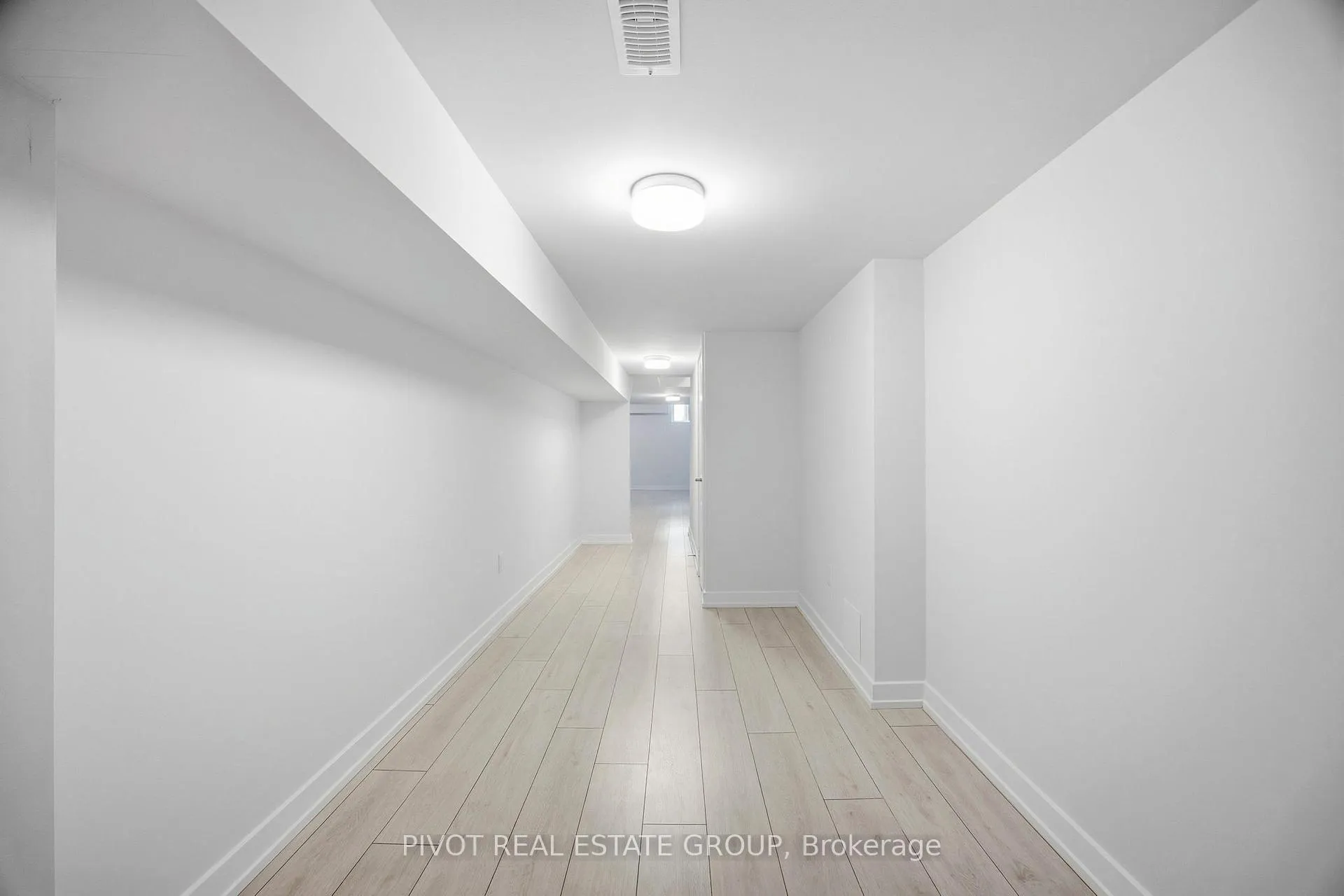 Photo 40 of 16 Observatory Way, Whitby, Brooklin — HOMEH