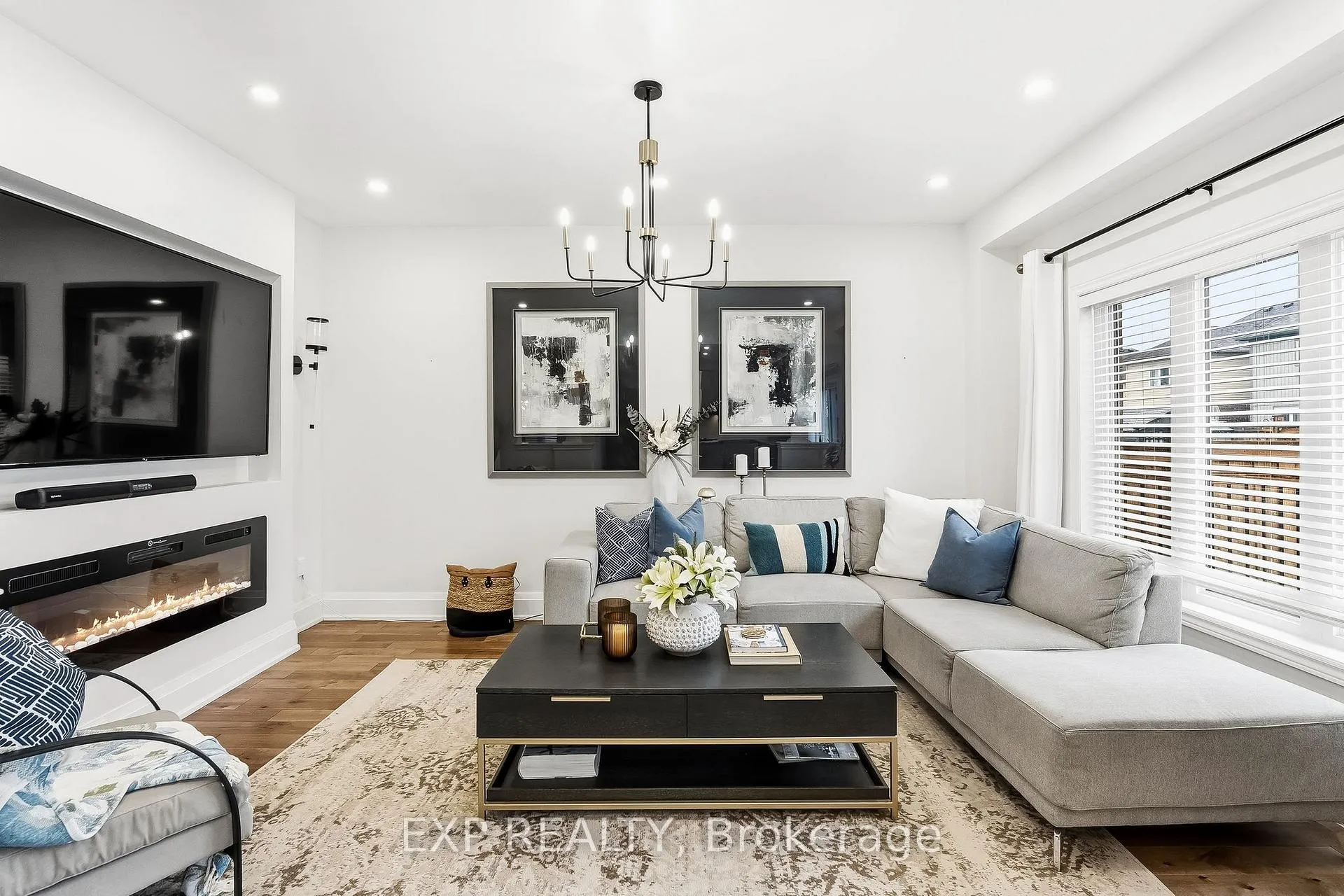 Photo 11 of 18 Henry Smith Avenue, Clarington, Bowmanville — HOMEH