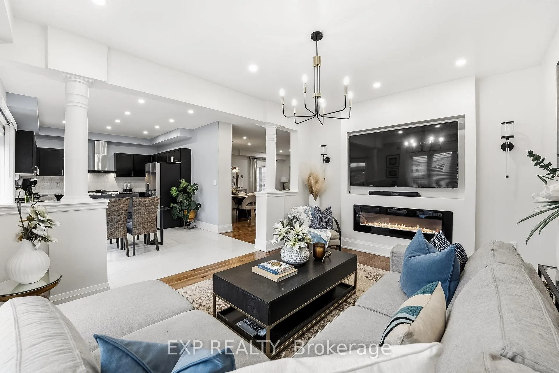 Photo 13 of 18 Henry Smith Avenue, Clarington, Bowmanville — HOMEH