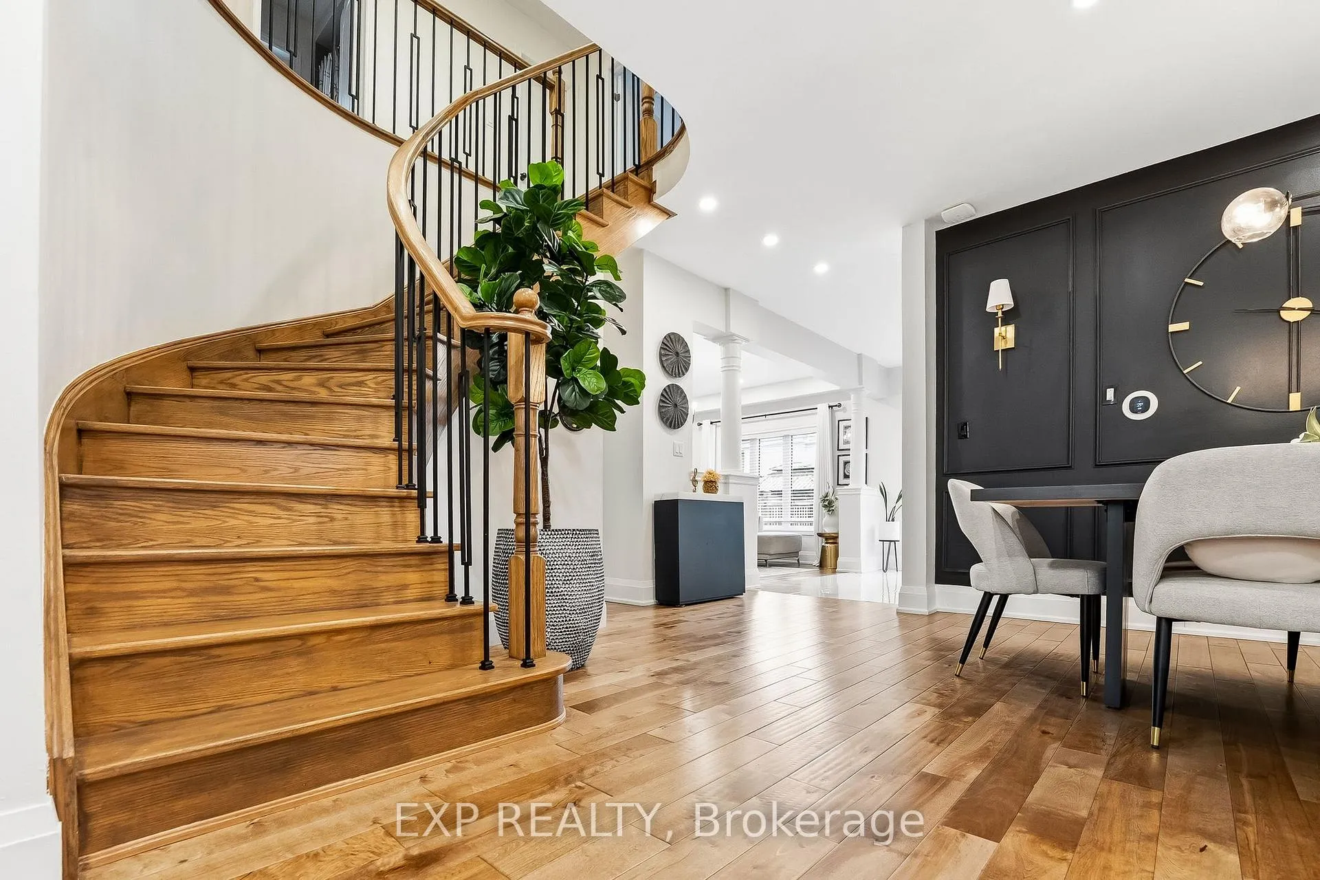 Photo 23 of 18 Henry Smith Avenue, Clarington, Bowmanville — HOMEH