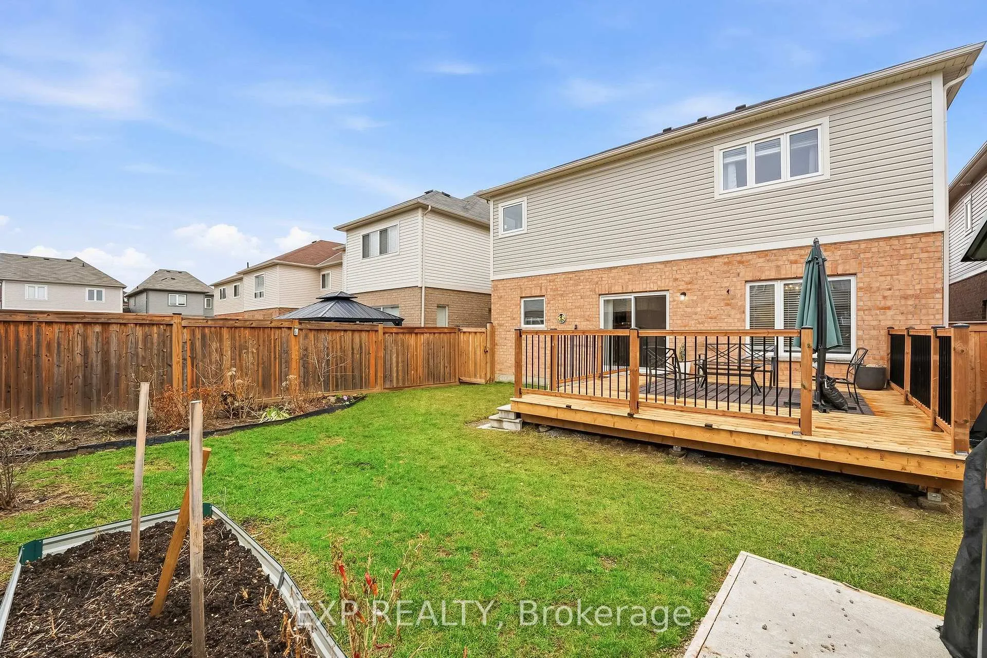Photo 45 of 18 Henry Smith Avenue, Clarington, Bowmanville — HOMEH