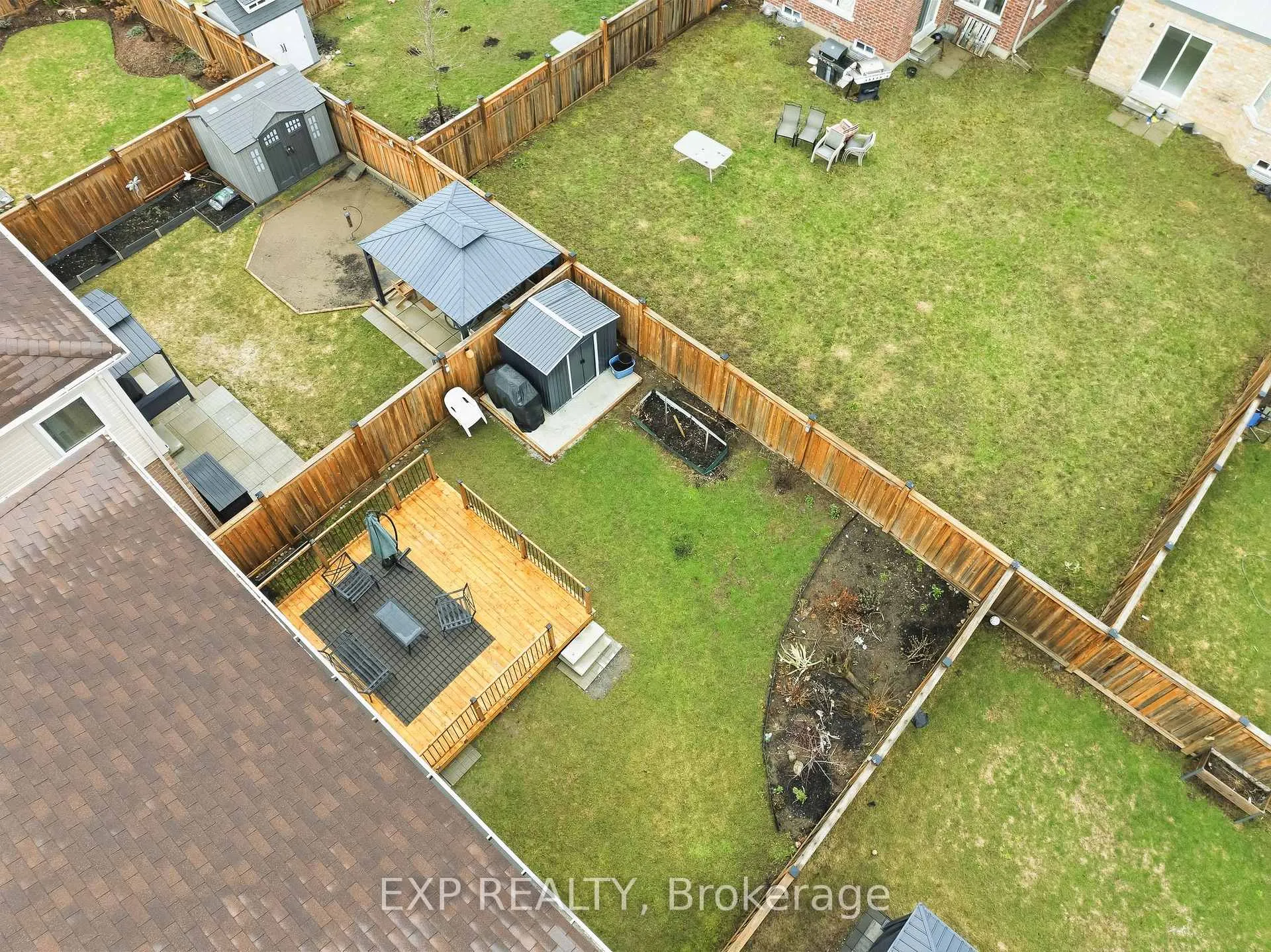 Photo 46 of 18 Henry Smith Avenue, Clarington, Bowmanville — HOMEH