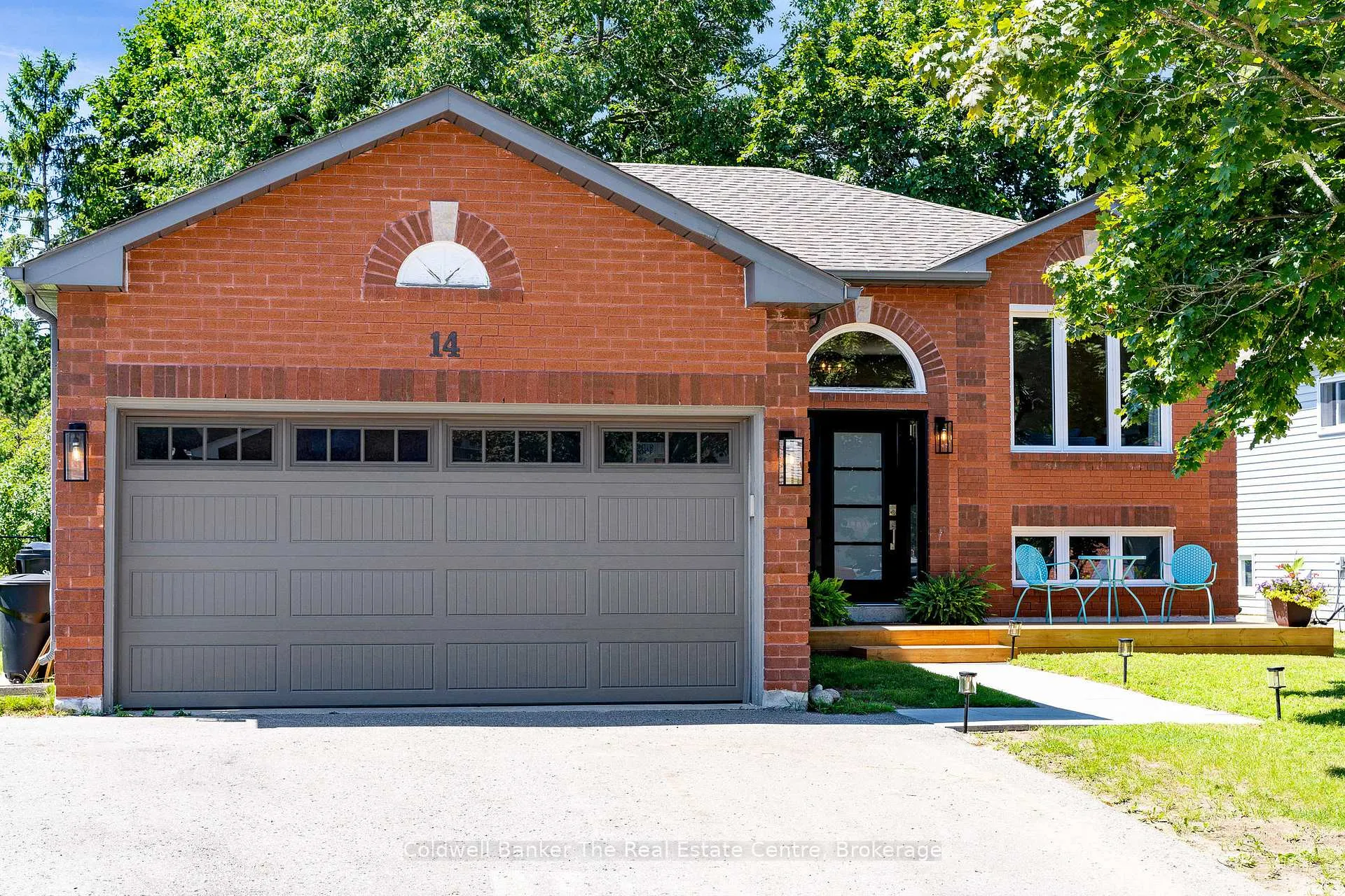 Photo 1 of 14 Langevin Drive, Wasaga Beach — HOMEH
