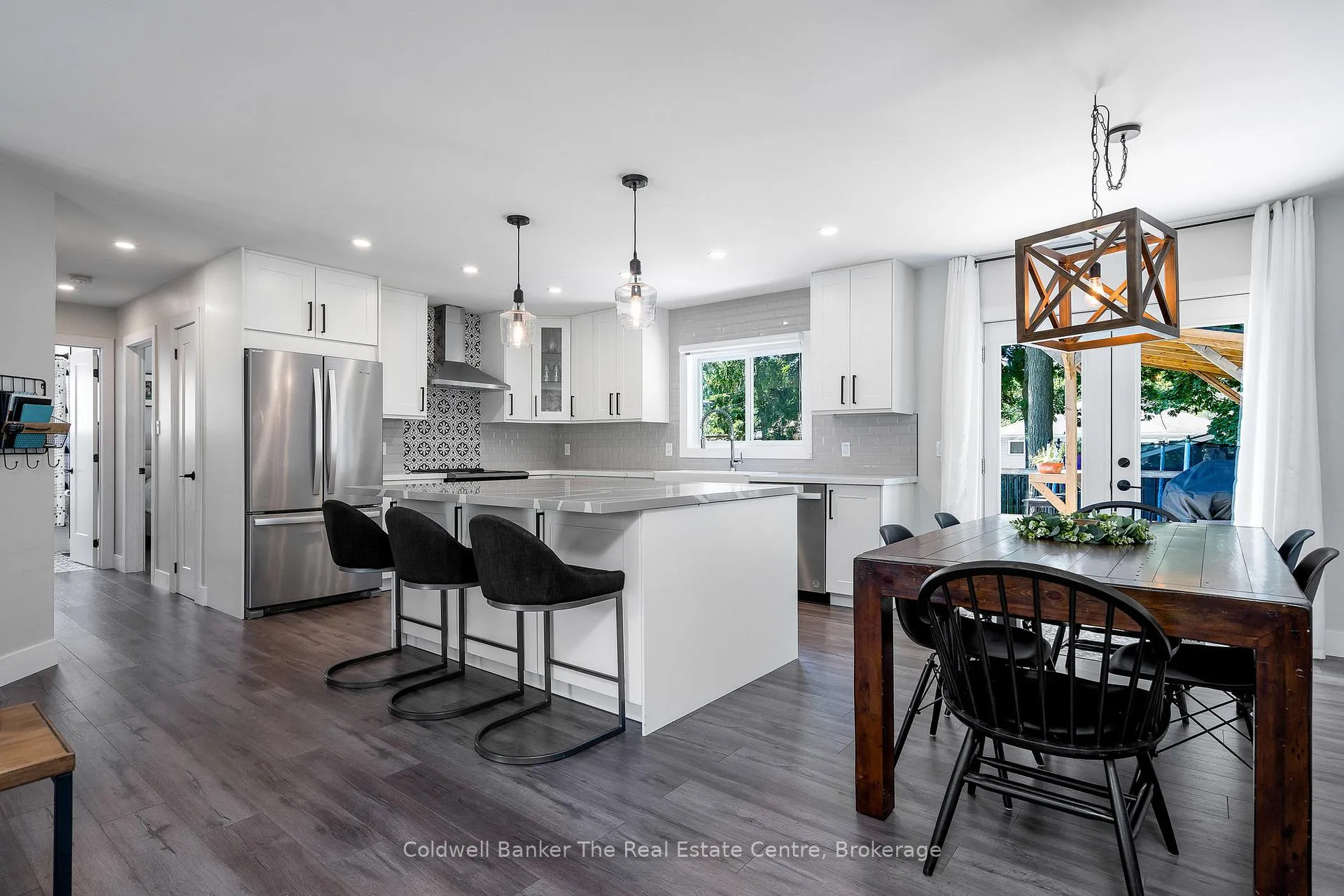 Photo 6 of 14 Langevin Drive, Wasaga Beach — HOMEH