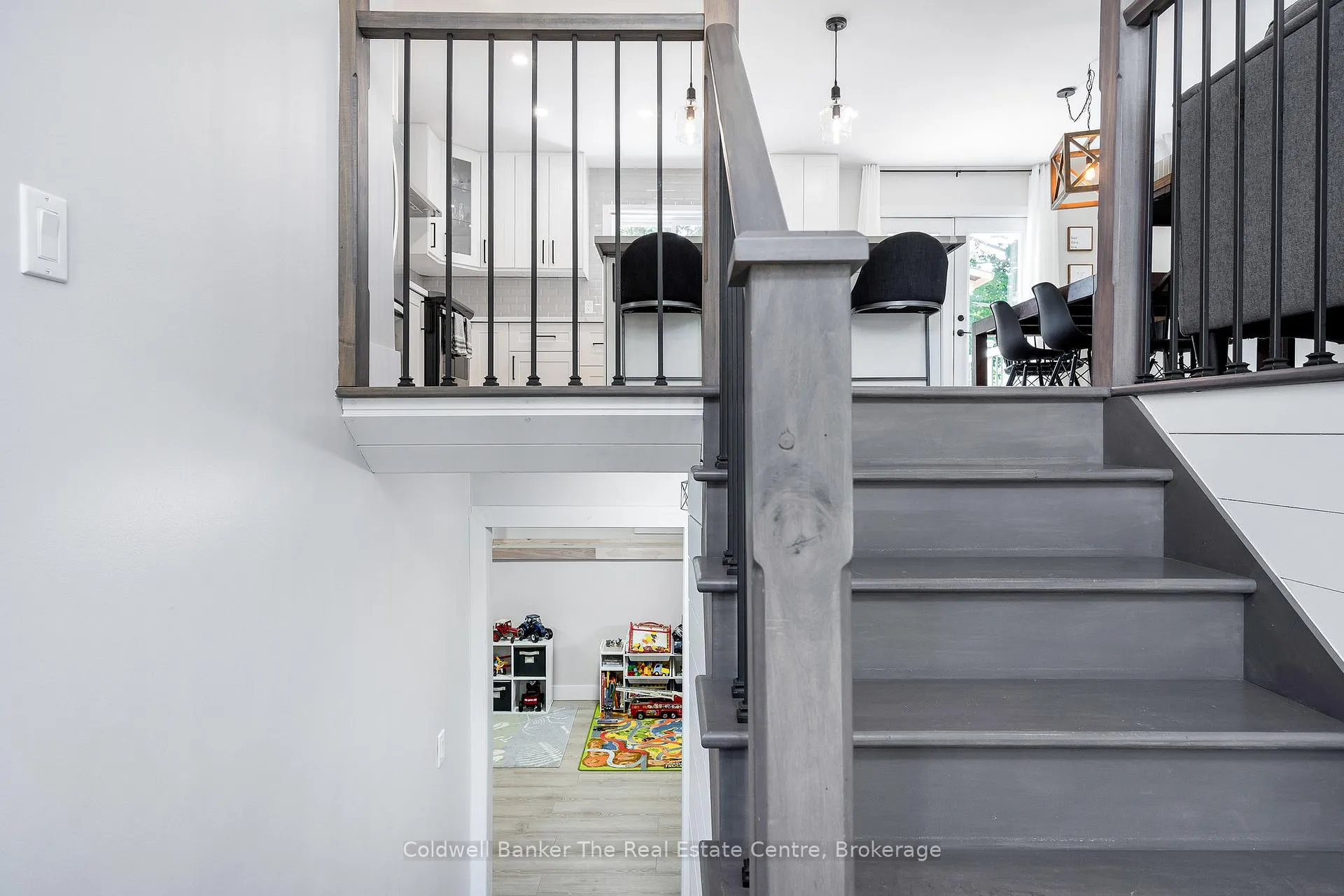 Photo 20 of 14 Langevin Drive, Wasaga Beach — HOMEH