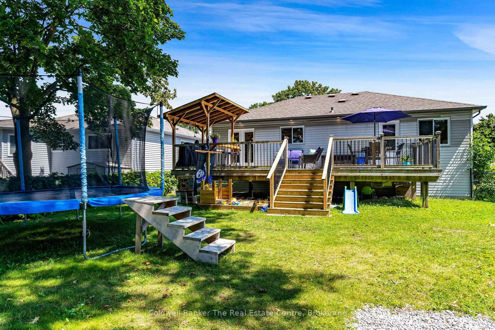 Photo 33 of 14 Langevin Drive, Wasaga Beach — HOMEH