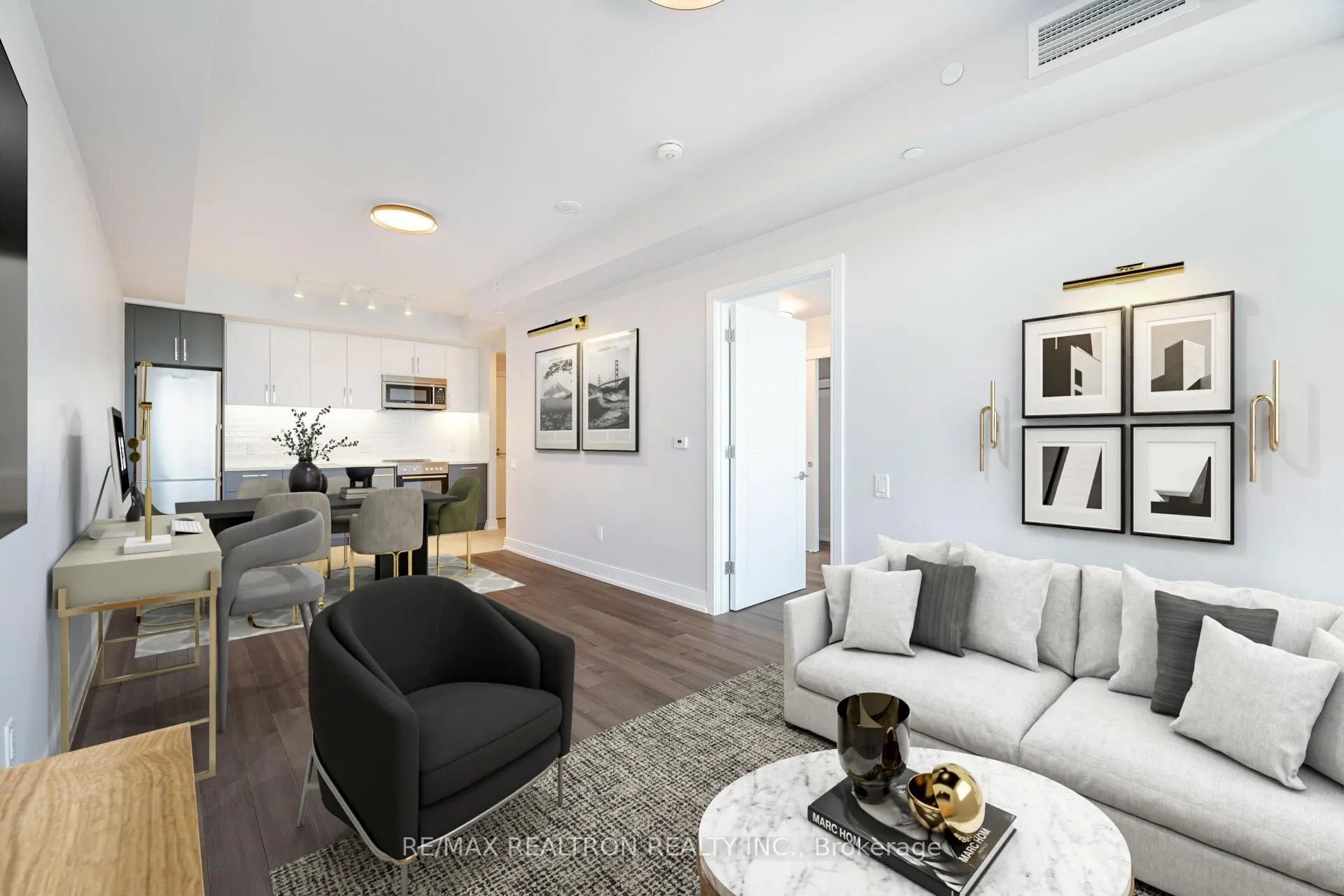 Photo 1 of Unit 810, 2525 Bathurst Street, Toronto, Forest Hill North — HOMEH
