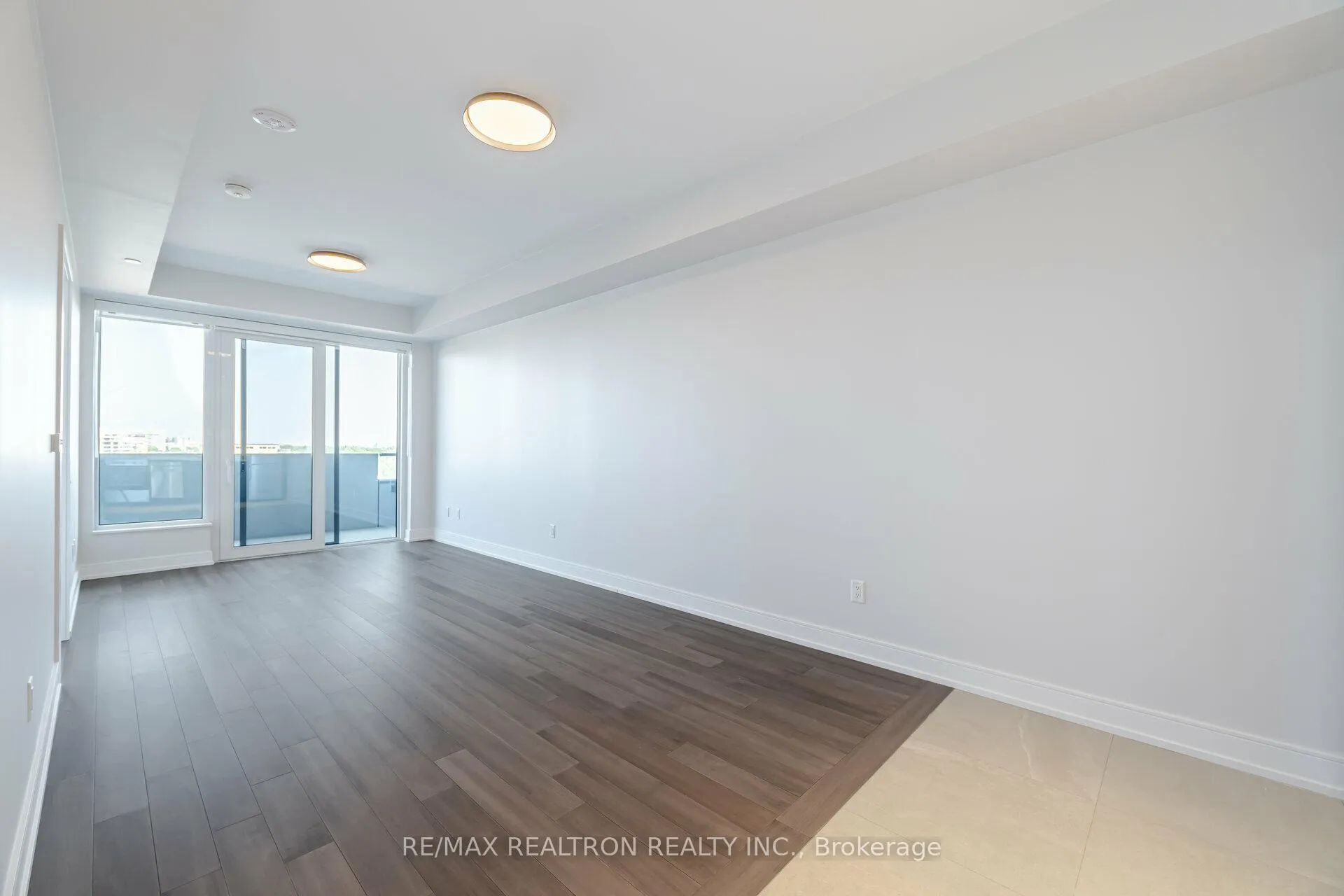 Photo 8 of Unit 810, 2525 Bathurst Street, Toronto, Forest Hill North — HOMEH