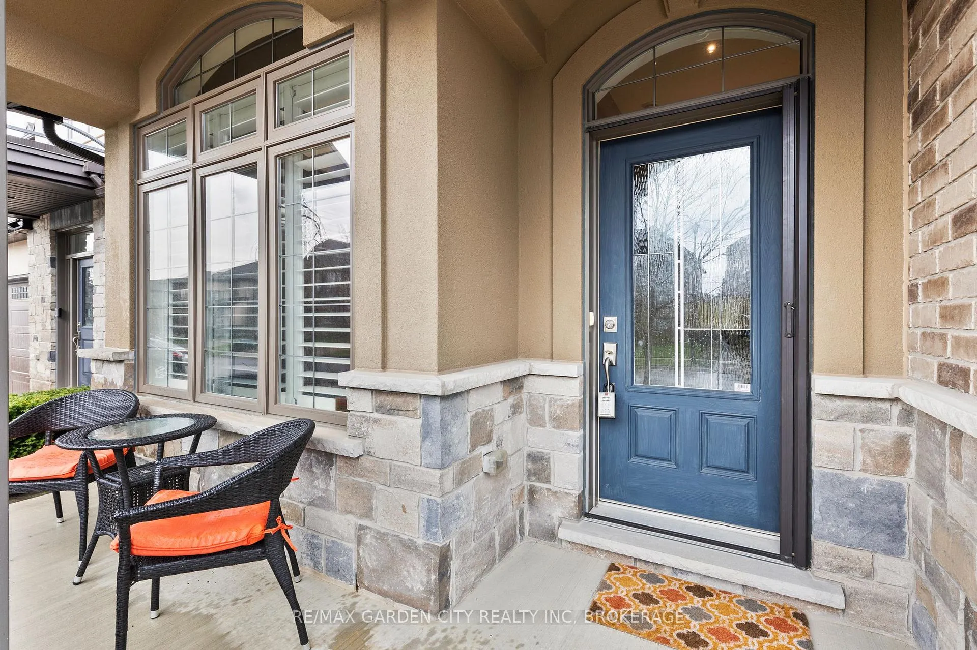 Photo 7 of 7 Tuscany Court, St. Catharines, Grapeview — HOMEH