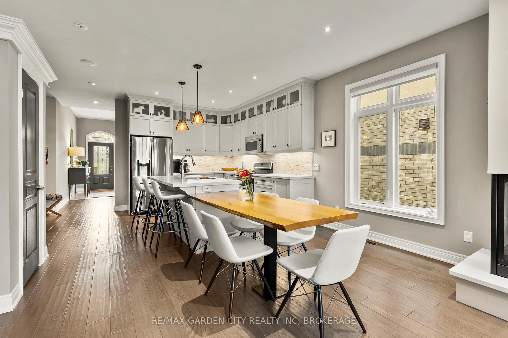 Photo 14 of 7 Tuscany Court, St. Catharines, Grapeview — HOMEH