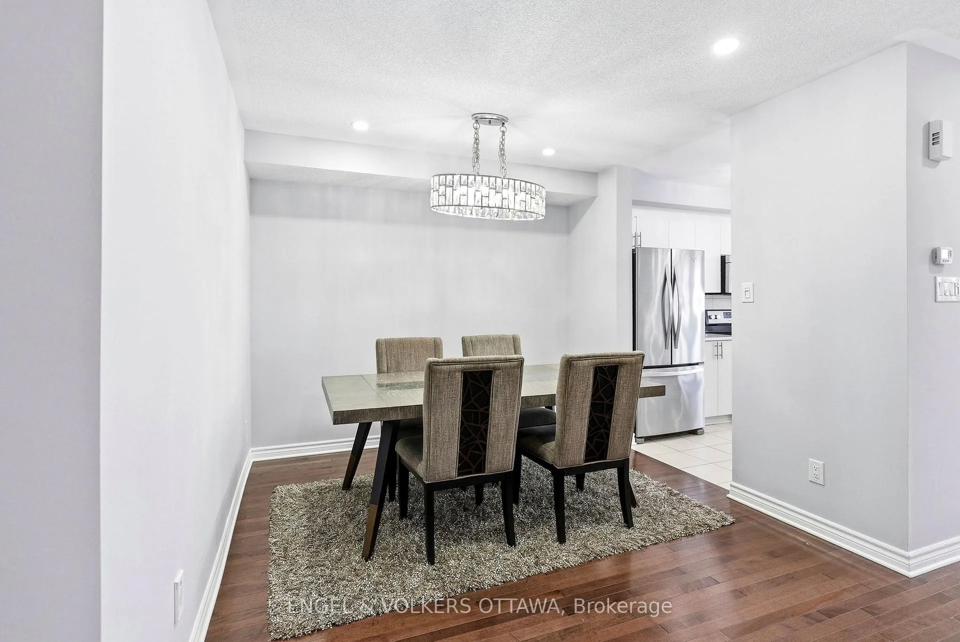 Photo 4 of 476 Barrick Hill Road, Ottawa, Kanata - Emerald Meadows/Trailwest — HOMEH