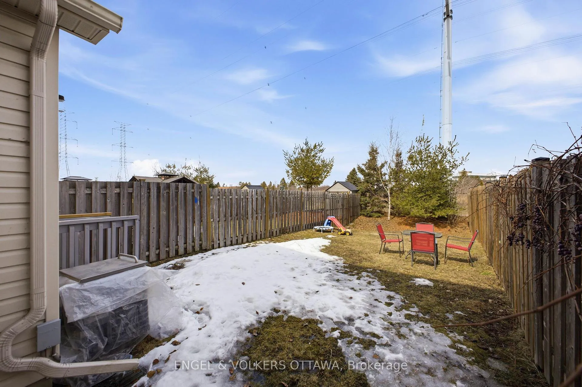 Photo 18 of 476 Barrick Hill Road, Ottawa, Kanata - Emerald Meadows/Trailwest — HOMEH