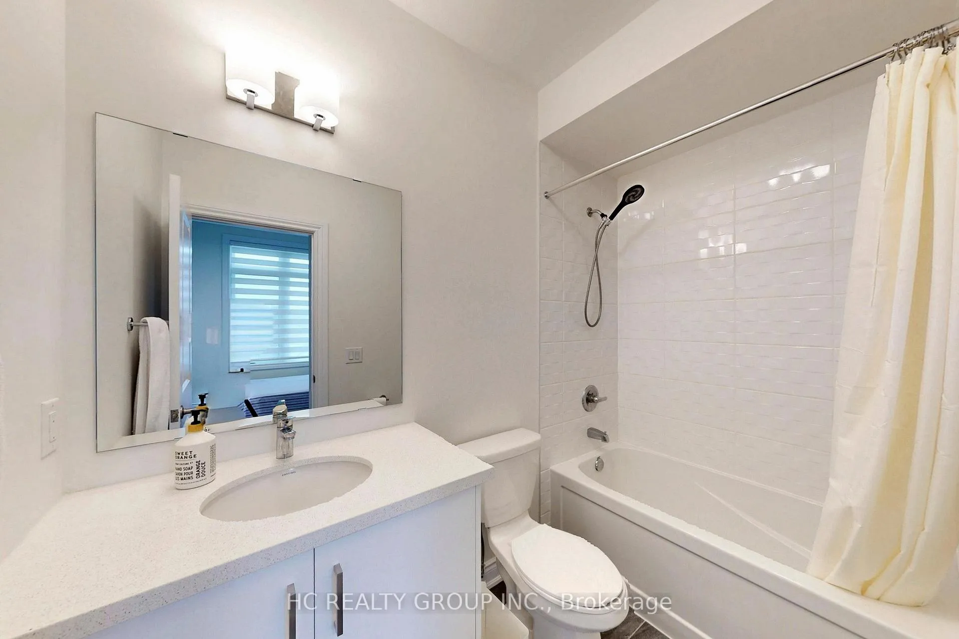 Photo 24 of 20 Harold Humphrey Street, Markham, Angus Glen — HOMEH