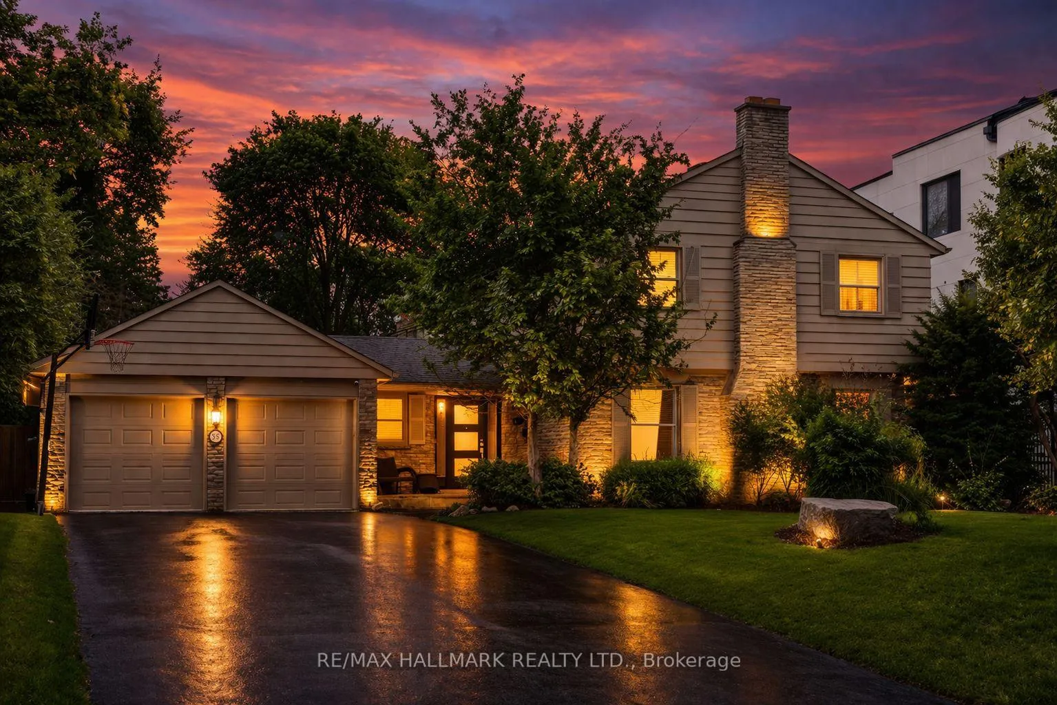 Photo 4 of 55 Riverside Boulevard, Vaughan, Uplands — HOMEH