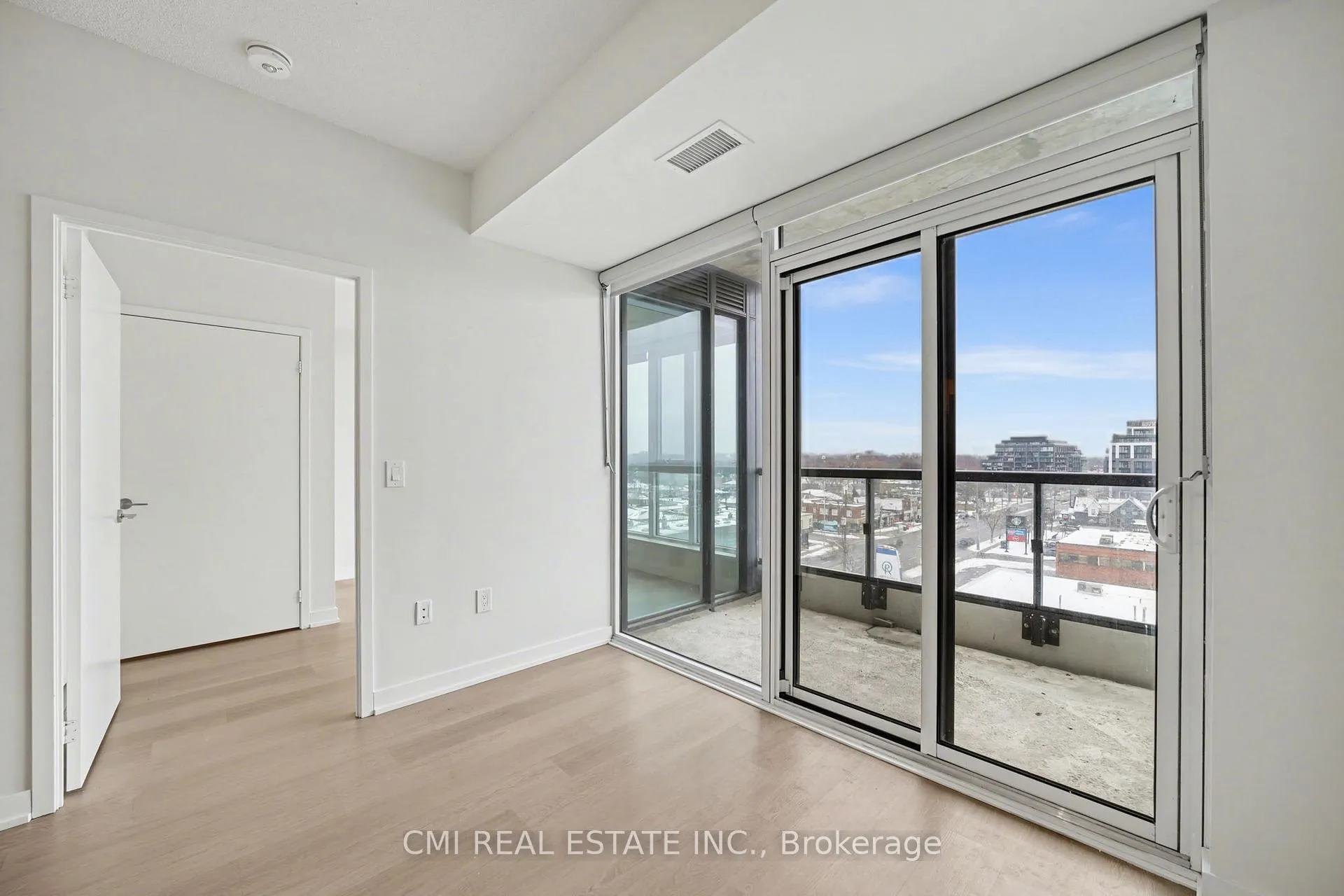 Photo 6 of Unit 623, 859 The Queensway, Etobicoke, Stonegate-Queensway — HOMEH