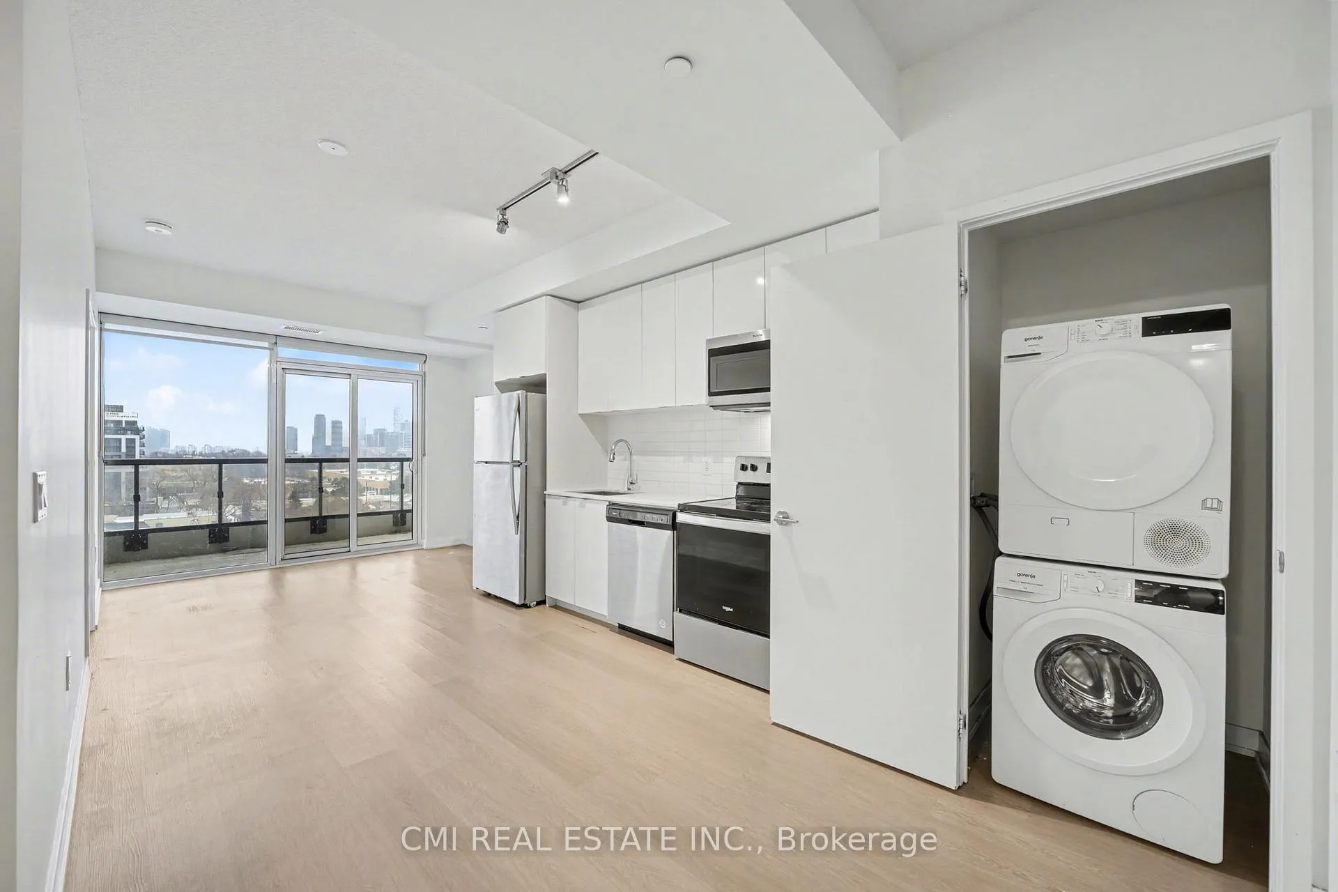 Photo 9 of Unit 623, 859 The Queensway, Etobicoke, Stonegate-Queensway — HOMEH