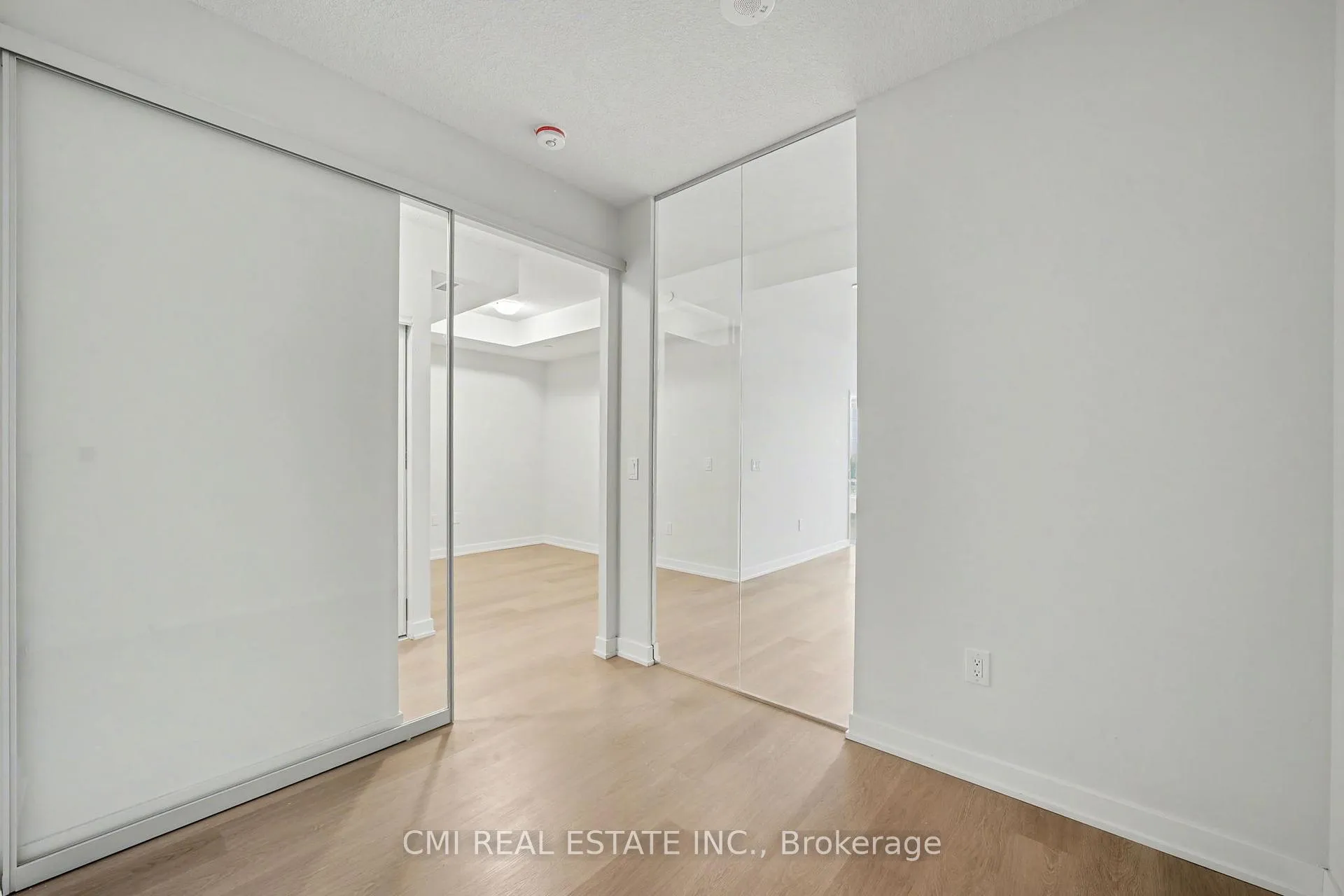 Photo 15 of Unit 623, 859 The Queensway, Etobicoke, Stonegate-Queensway — HOMEH