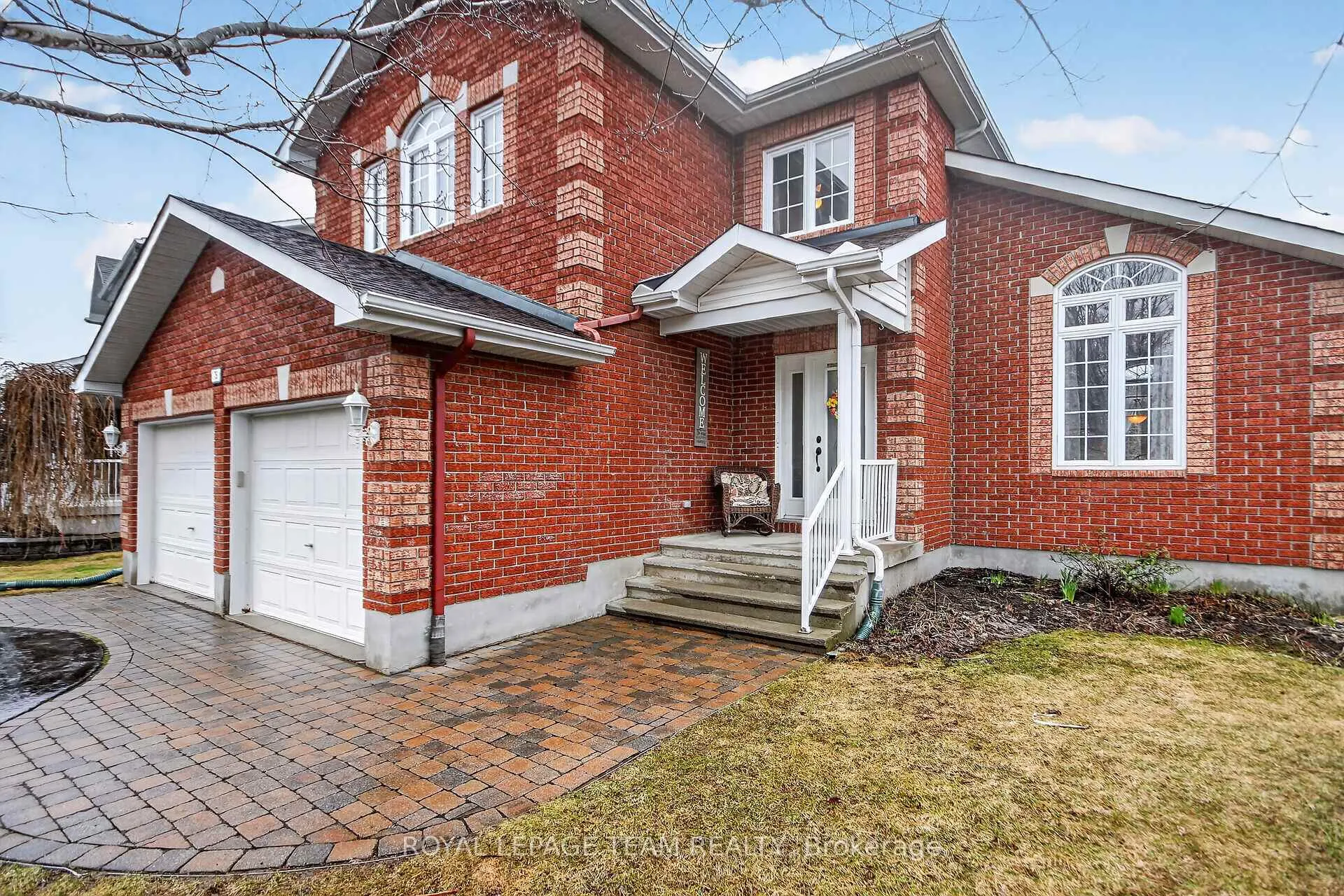 Photo 2 of 75 Renoir Drive, Russell, Embrun — HOMEH