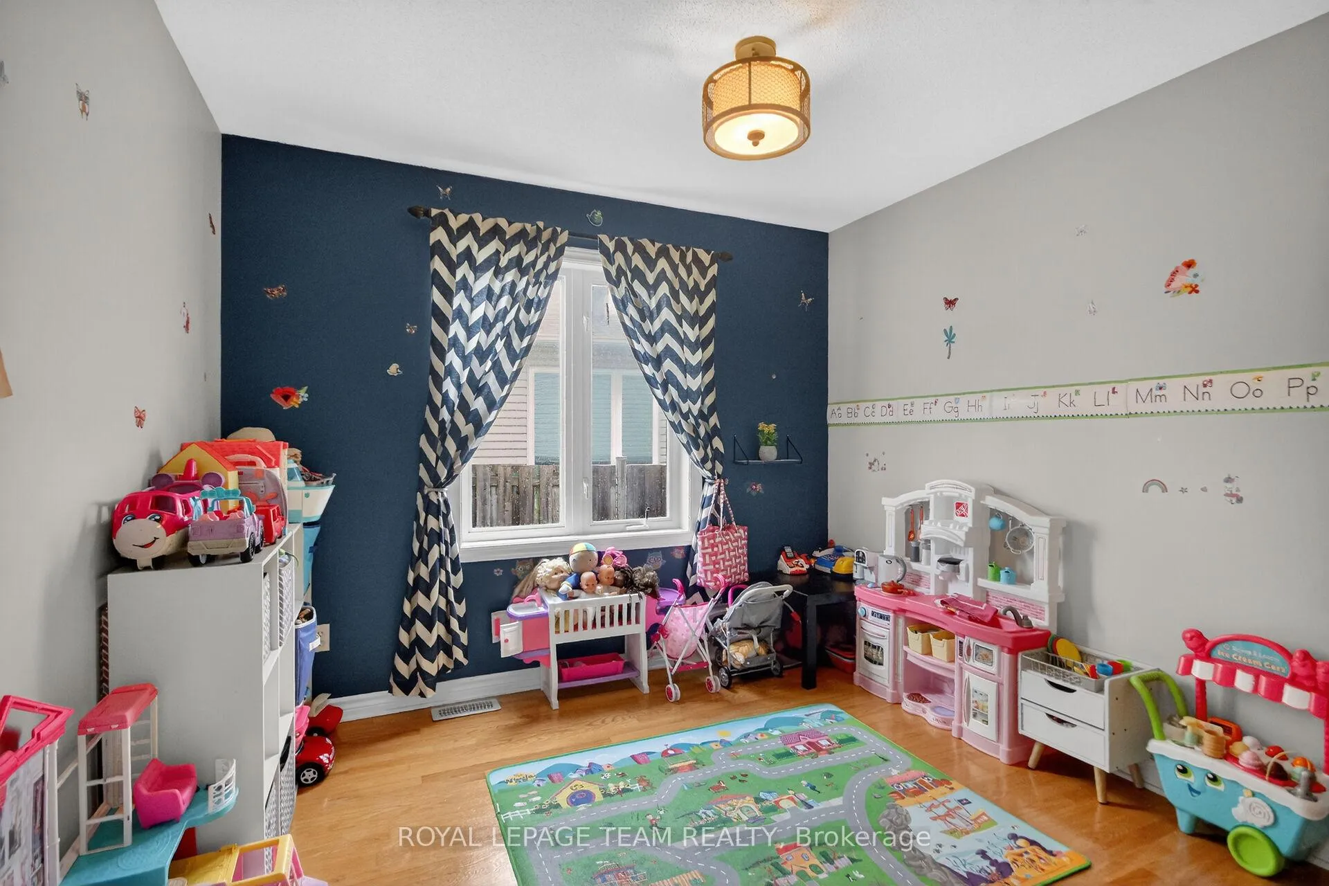 Photo 6 of 75 Renoir Drive, Russell, Embrun — HOMEH