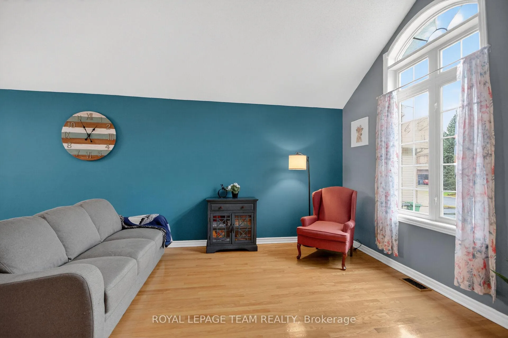 Photo 19 of 75 Renoir Drive, Russell, Embrun — HOMEH