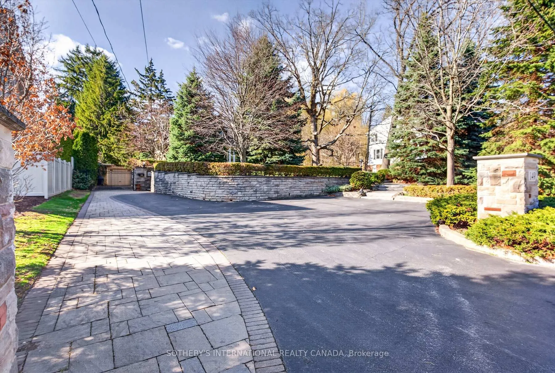 Photo 6 of 149 North Shore Boulevard E, Burlington, LaSalle — HOMEH