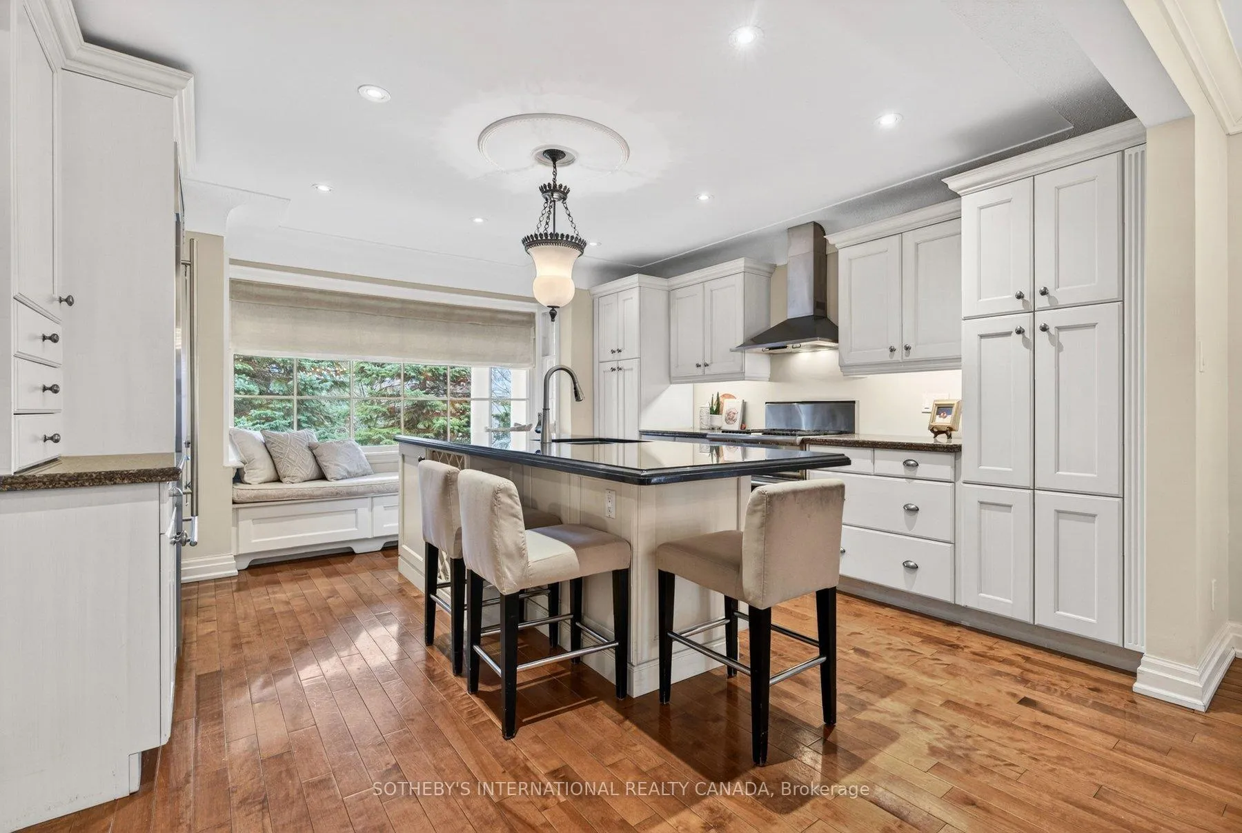 Photo 12 of 149 North Shore Boulevard E, Burlington, LaSalle — HOMEH