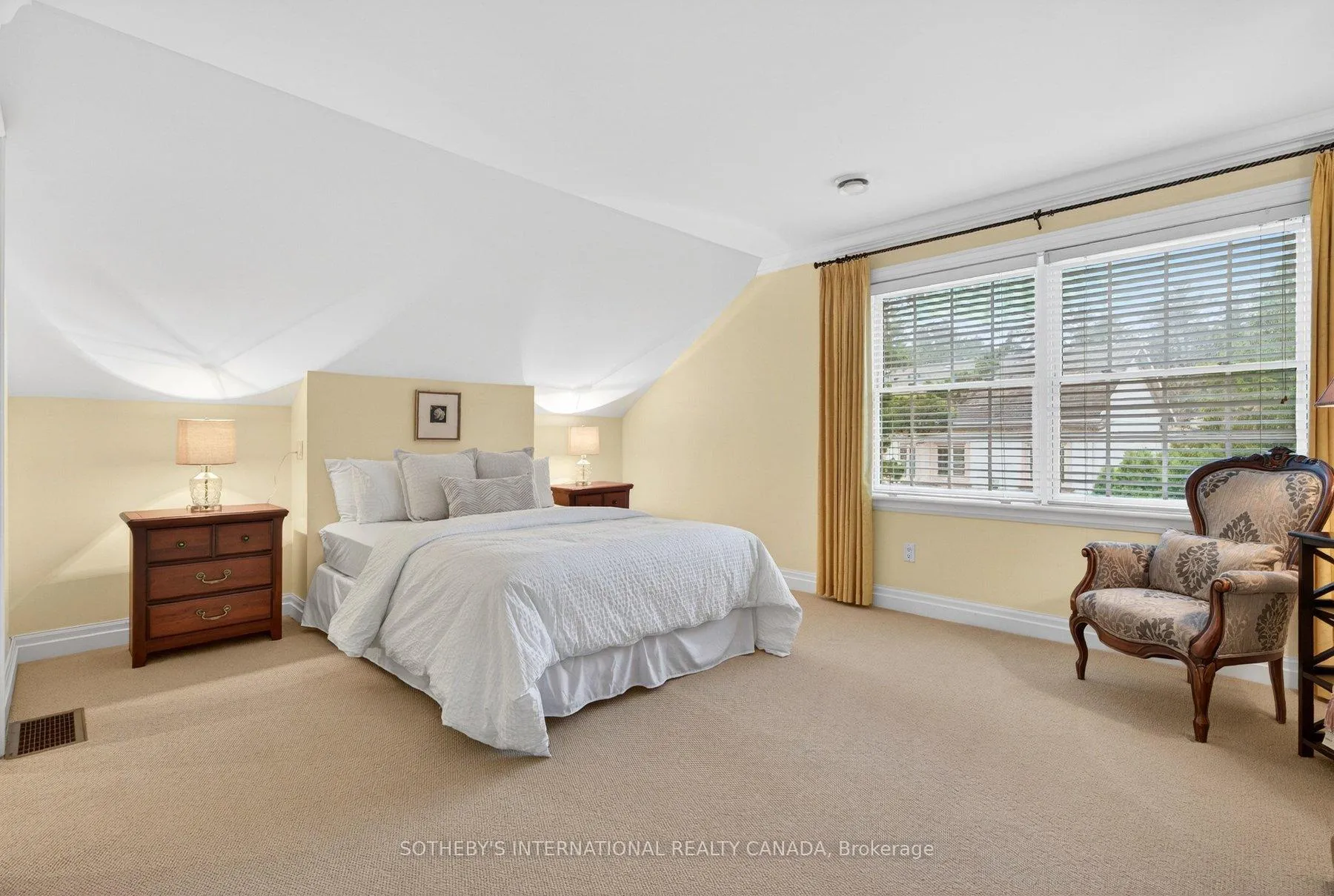 Photo 29 of 149 North Shore Boulevard E, Burlington, LaSalle — HOMEH