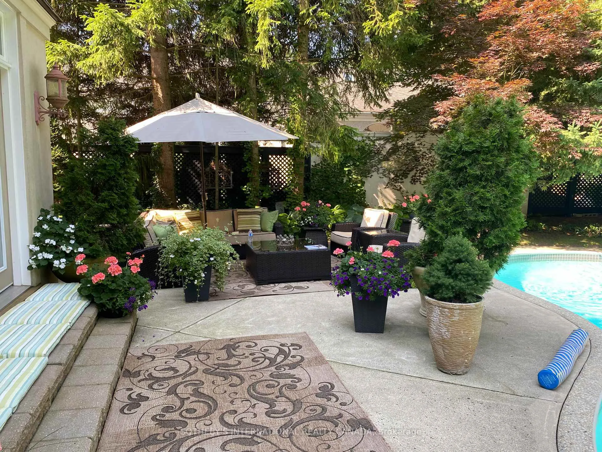 Photo 41 of 149 North Shore Boulevard E, Burlington, LaSalle — HOMEH