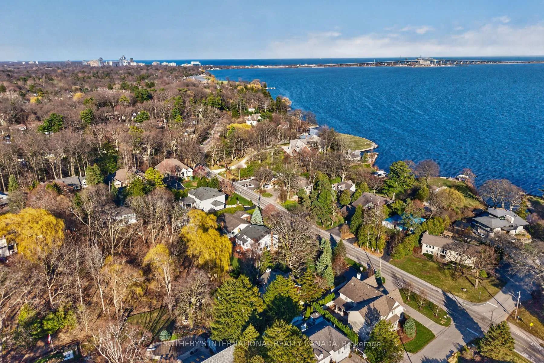 Photo 49 of 149 North Shore Boulevard E, Burlington, LaSalle — HOMEH
