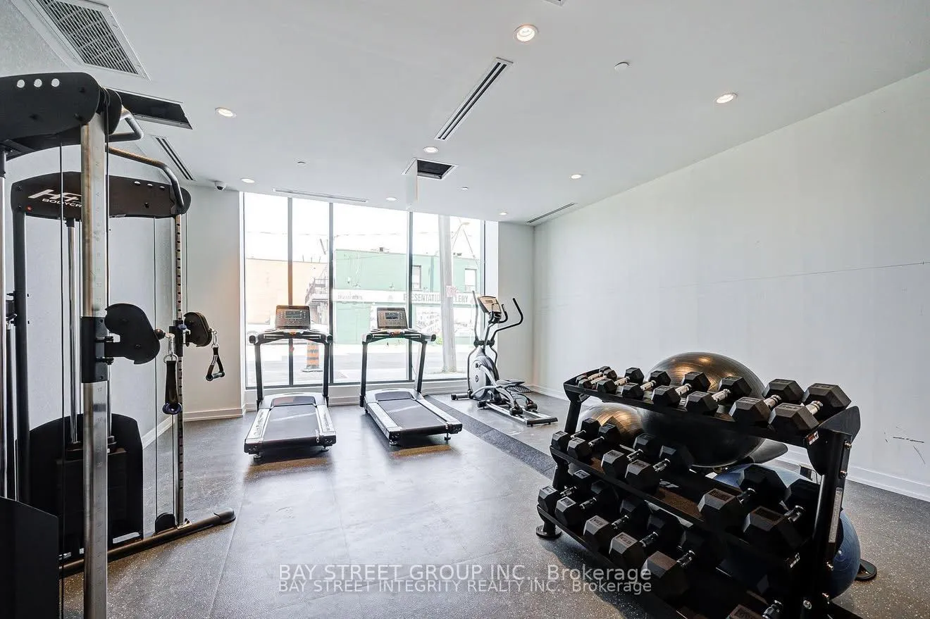 Photo 12 of Unit PH7, 6 Chartwell Road, Etobicoke, Stonegate-Queensway — HOMEH