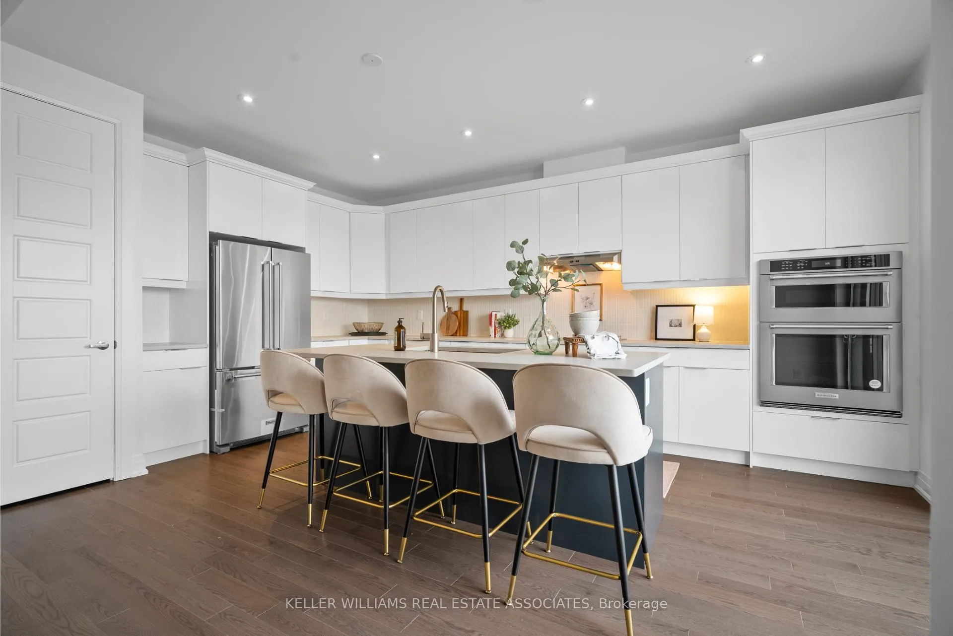 Photo 11 of 18 Aster Woods Drive, Caledon, Rural Caledon — HOMEH