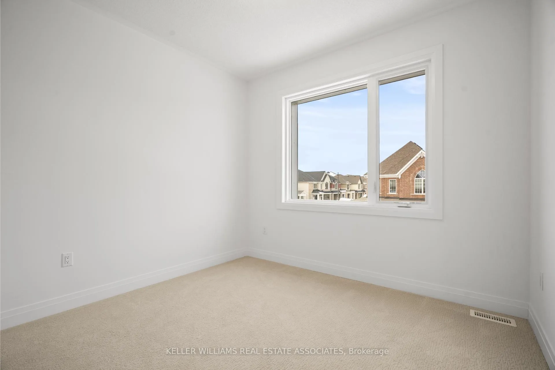 Photo 25 of 18 Aster Woods Drive, Caledon, Rural Caledon — HOMEH