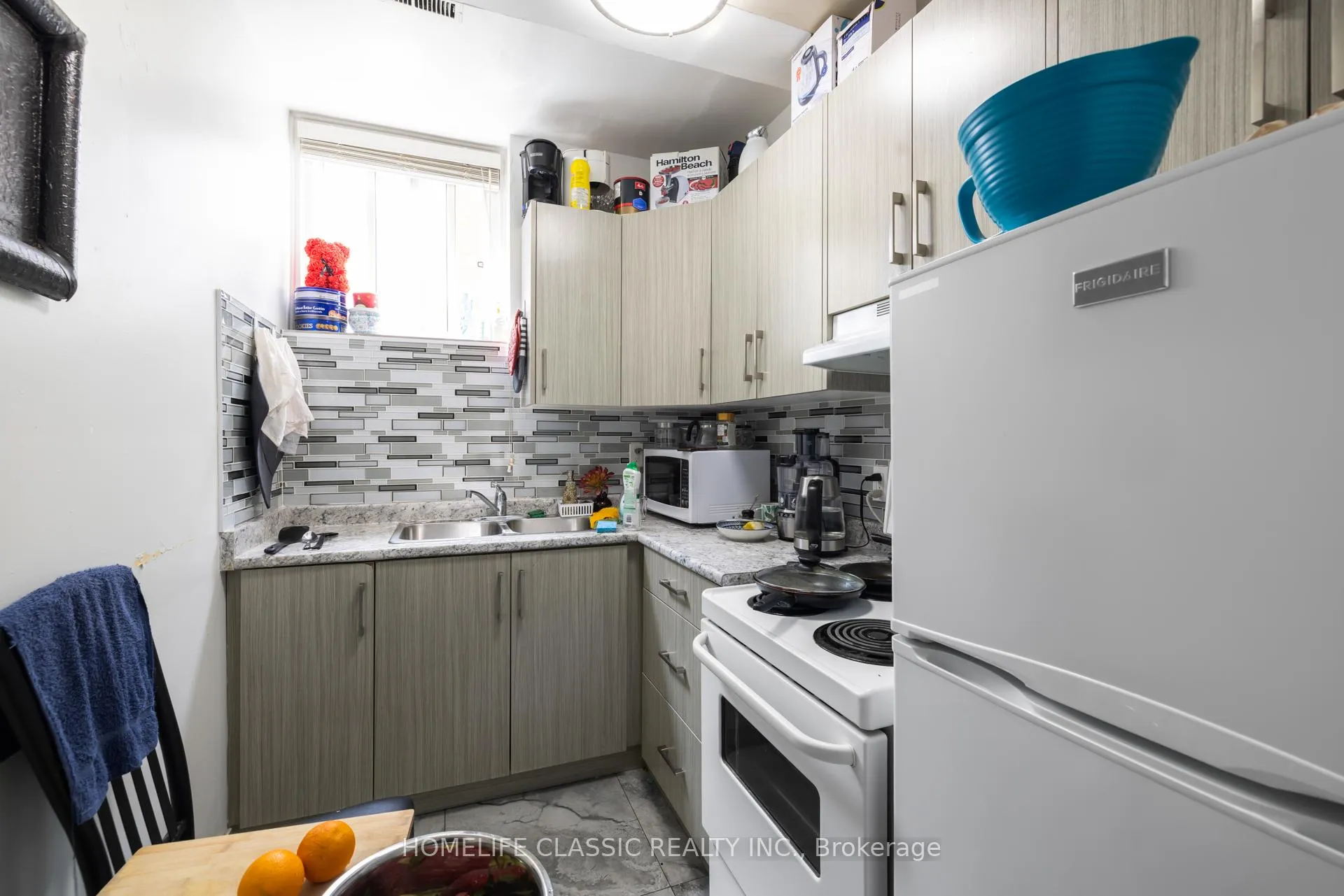 Photo 15 of 83 John Garland Boulevard, Etobicoke, Mount Olive-Silverstone-Jamestown — HOMEH