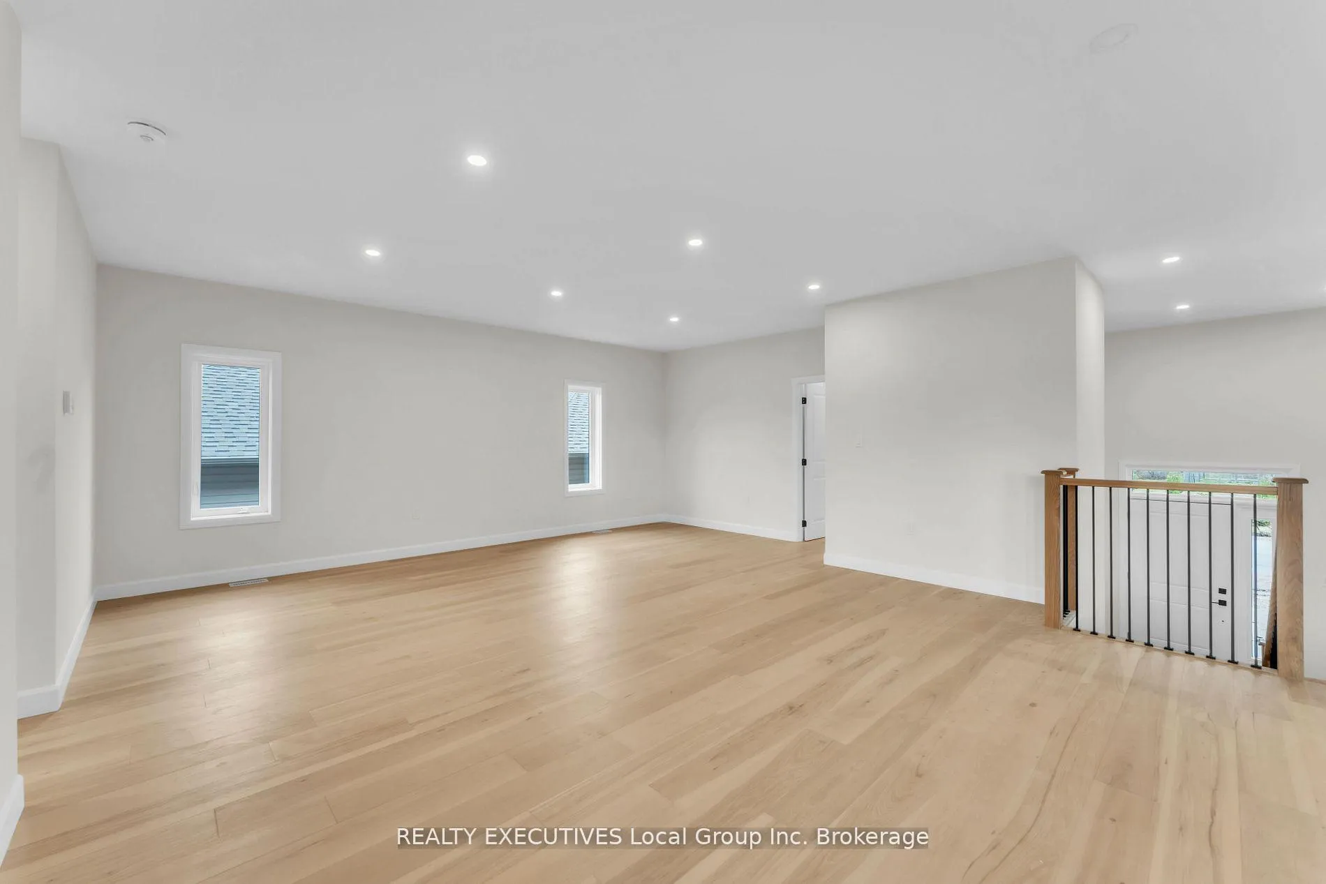 Photo 10 of 109 Tower Drive, North Bay, Airport — HOMEH