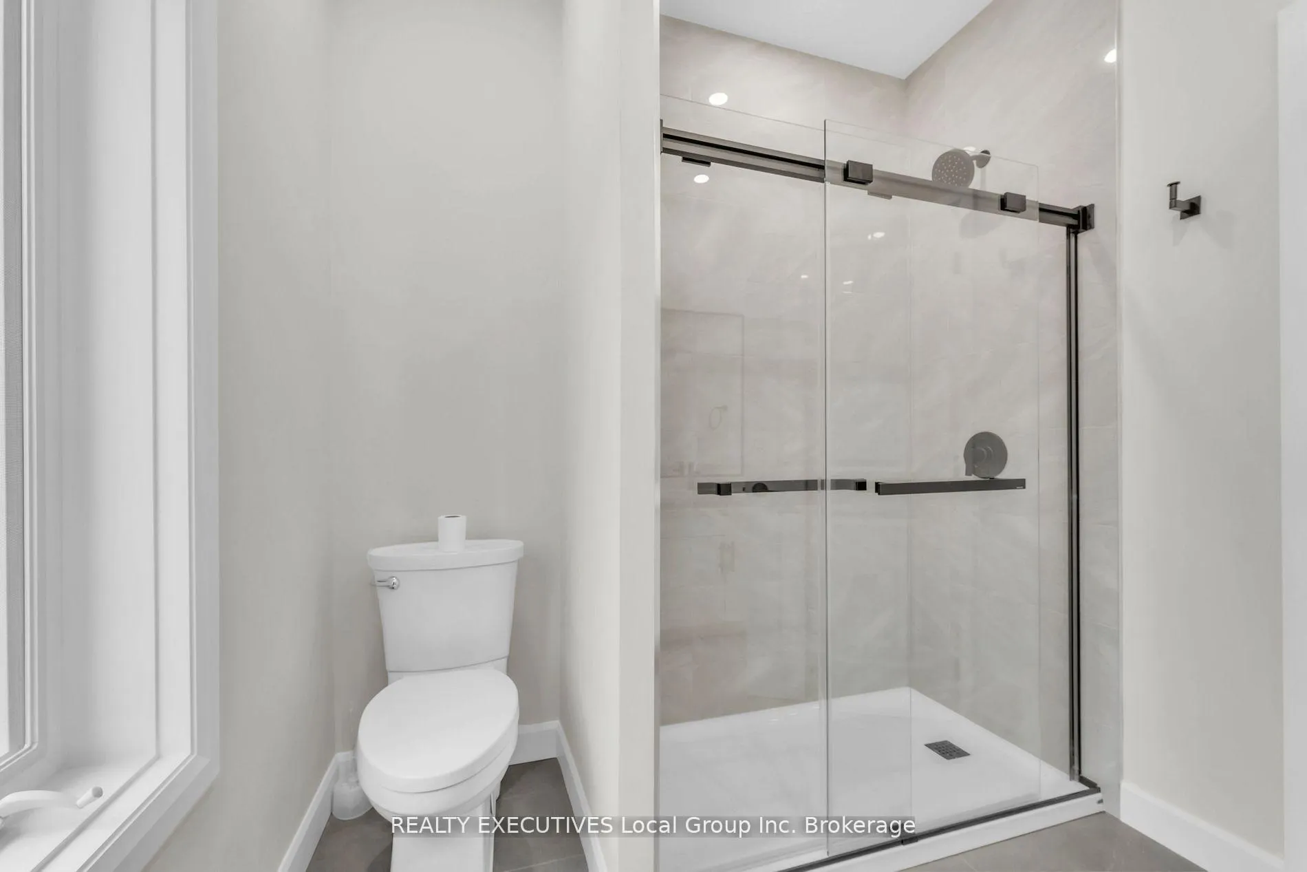 Photo 15 of 109 Tower Drive, North Bay, Airport — HOMEH