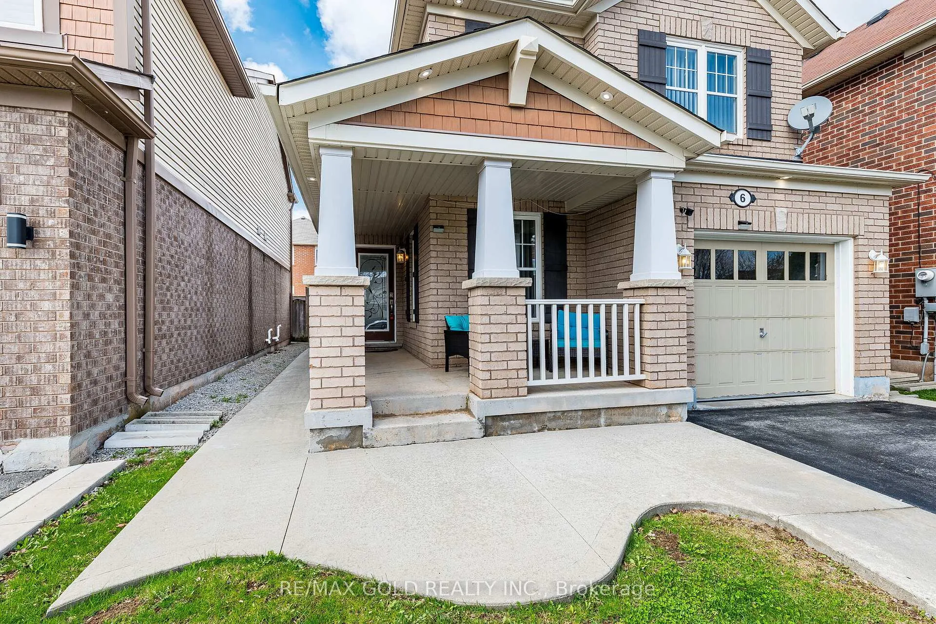 Photo 2 of 6 Clenston Road, Brampton, Northwest Brampton — HOMEH