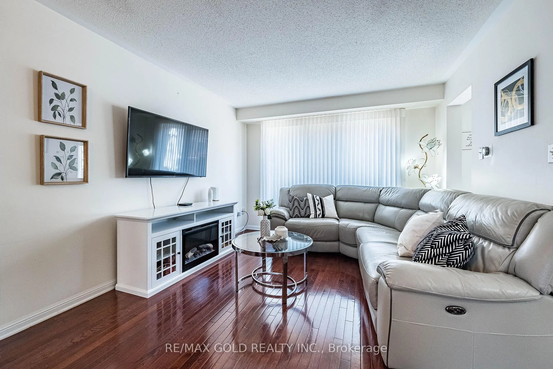 Photo 7 of 6 Clenston Road, Brampton, Northwest Brampton — HOMEH