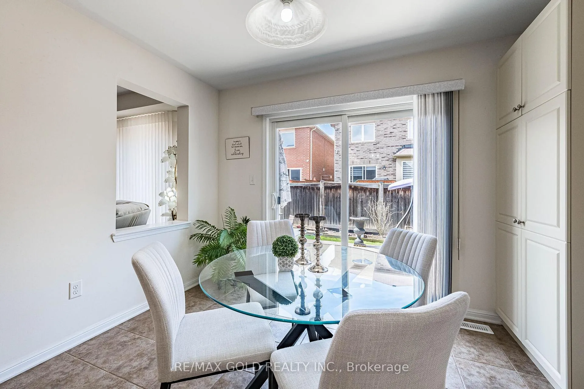 Photo 15 of 6 Clenston Road, Brampton, Northwest Brampton — HOMEH