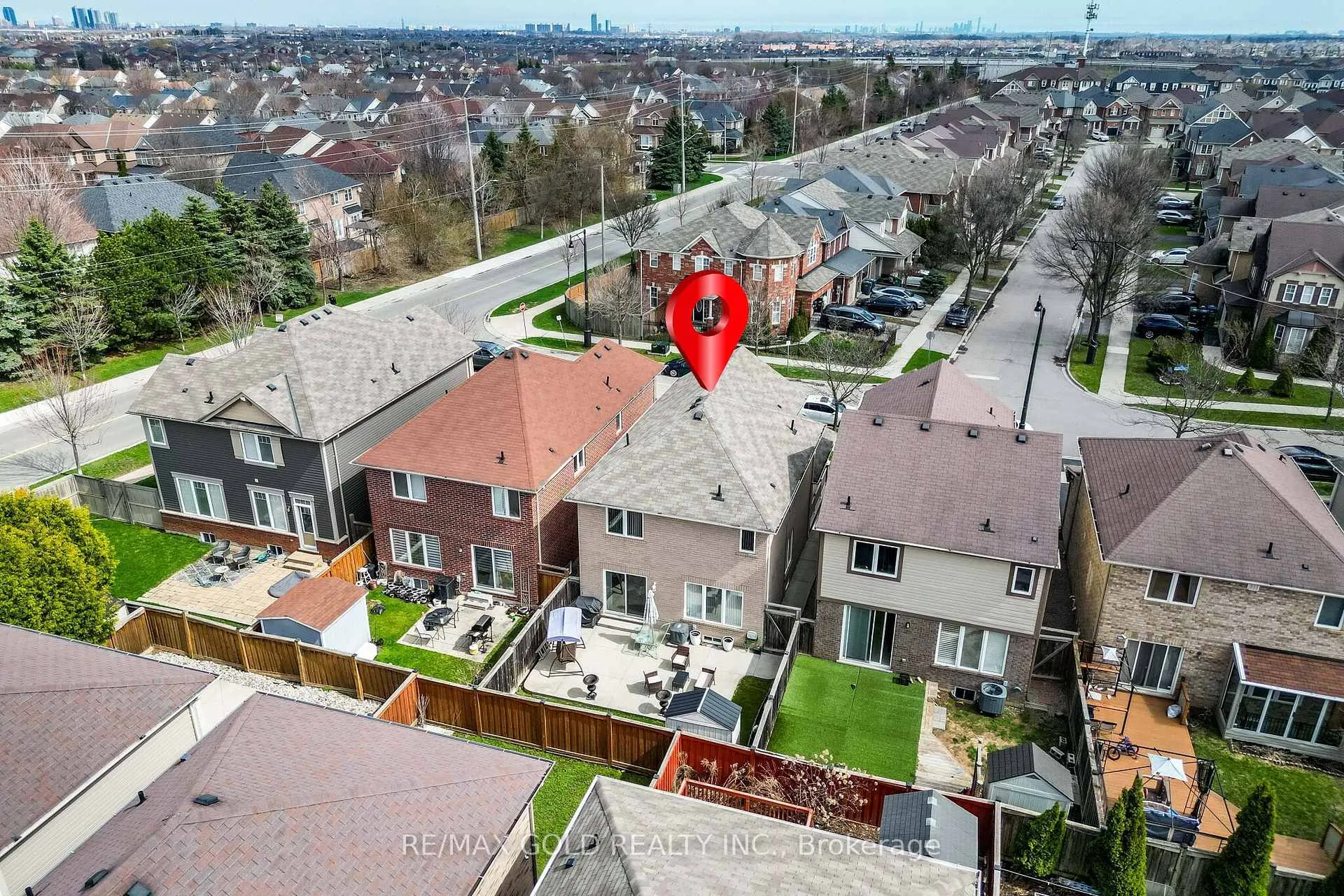 Photo 32 of 6 Clenston Road, Brampton, Northwest Brampton — HOMEH