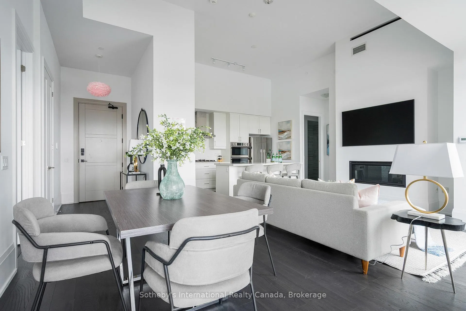 Photo 5 of Unit PH610, 1 Hume Street, Collingwood — HOMEH