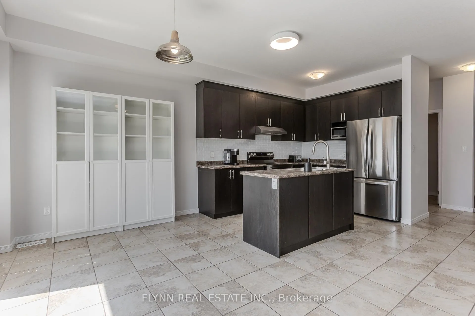 Photo 19 of 246 Woodway Trail, Norfolk, Simcoe — HOMEH
